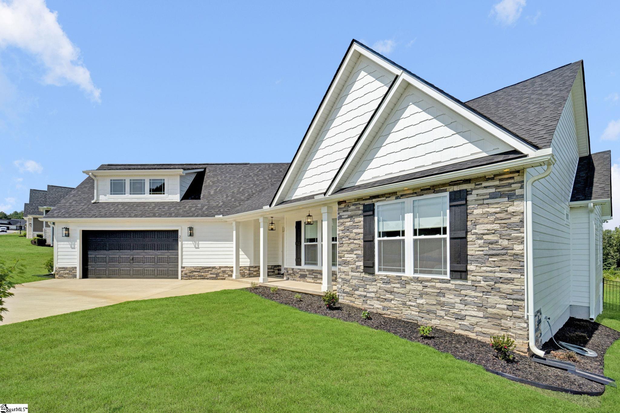 309 Blue Rock Court Property Photo 8