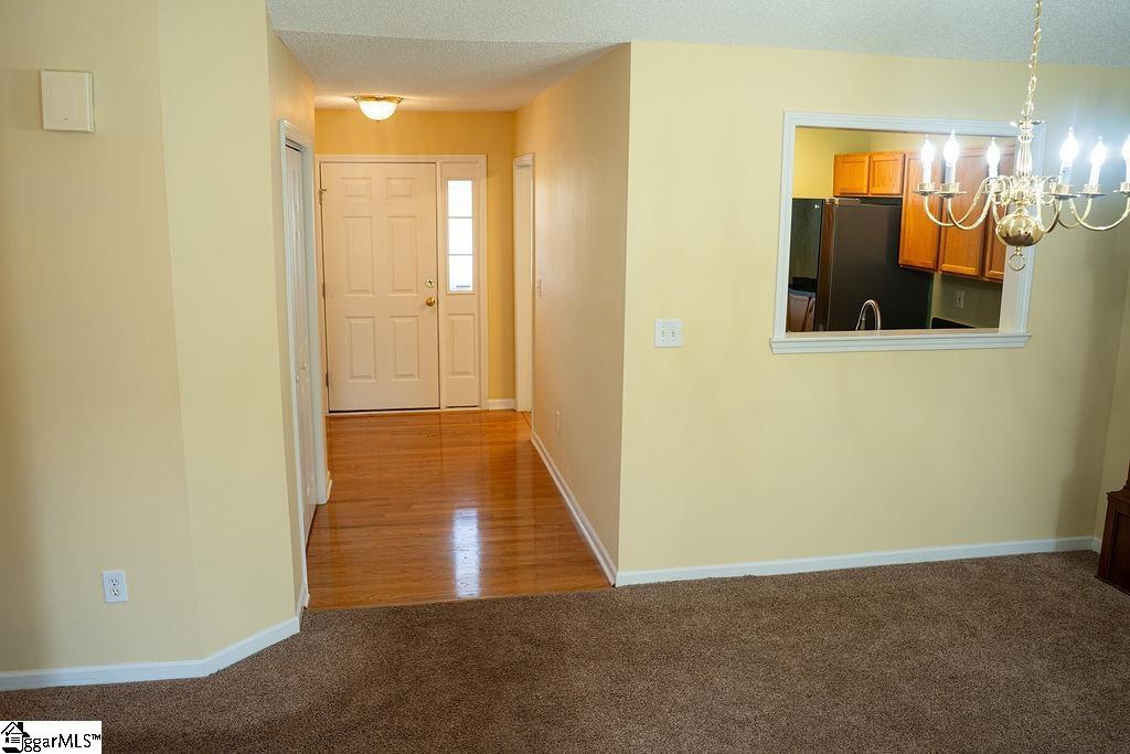 11 Hillside Glen Drive Property Photo 12