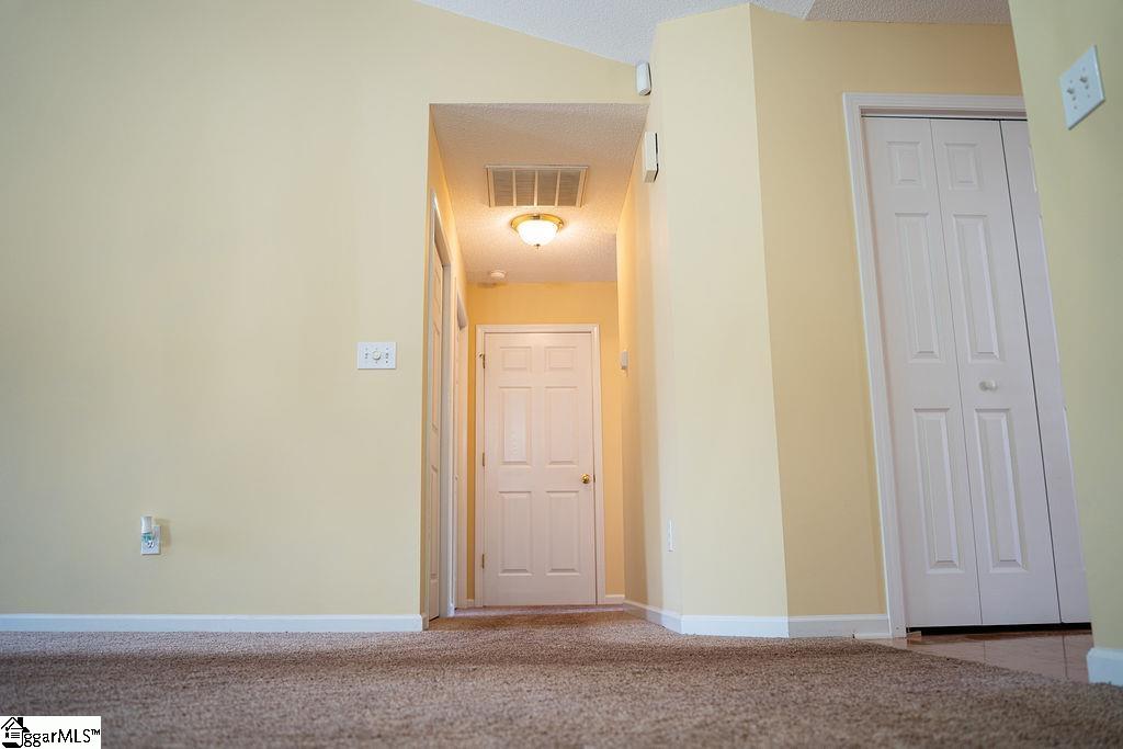 11 Hillside Glen Drive Property Photo 22