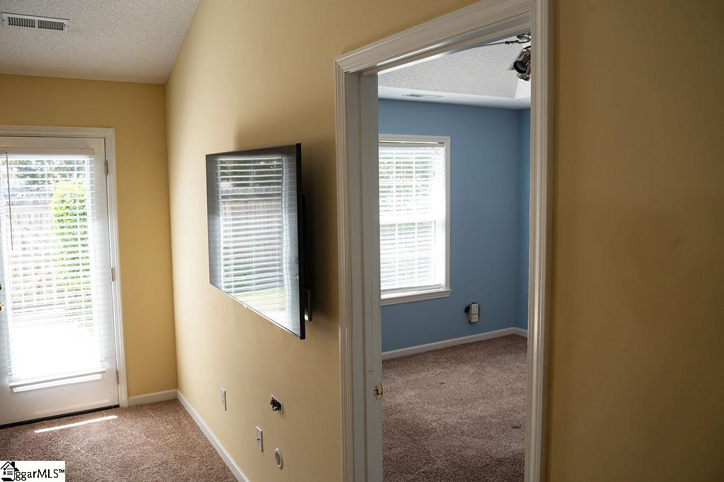 11 Hillside Glen Drive Property Photo 35