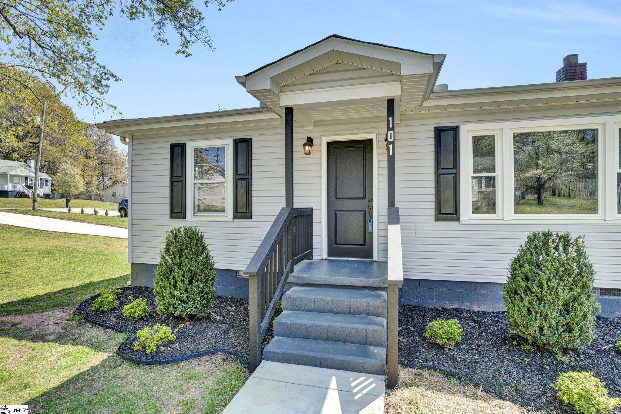 101 Mark Street Property Photo 2