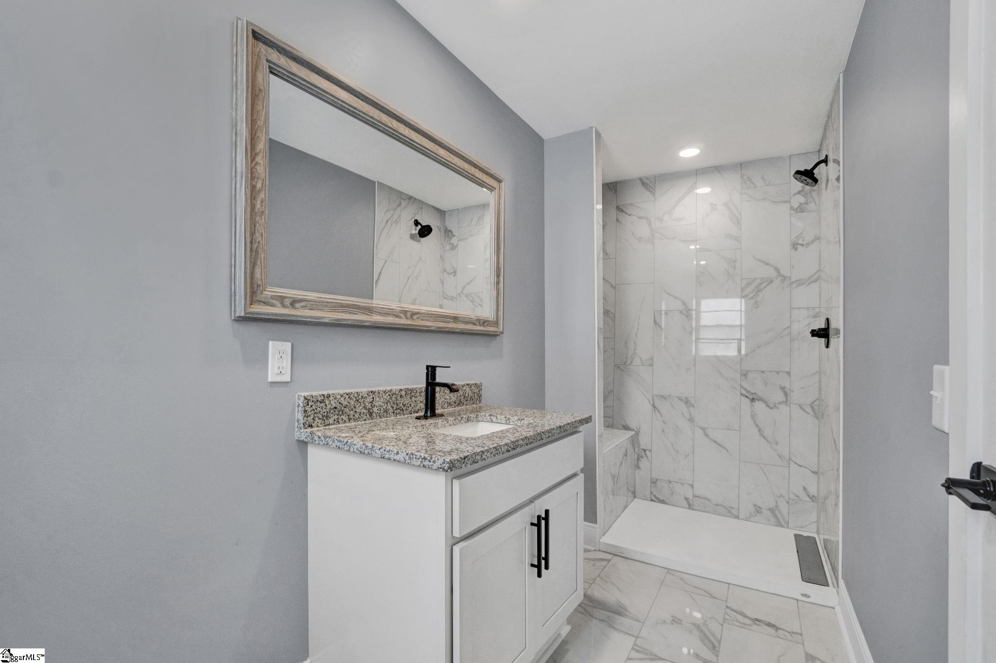 101 Mark Street Property Photo 4