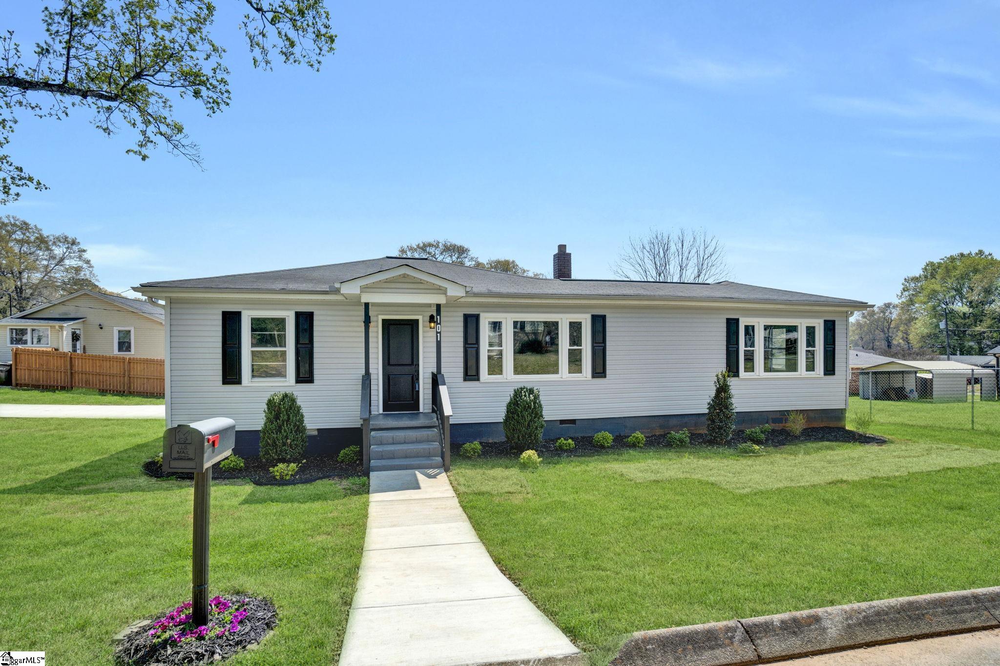 101 Mark Street Property Photo 8