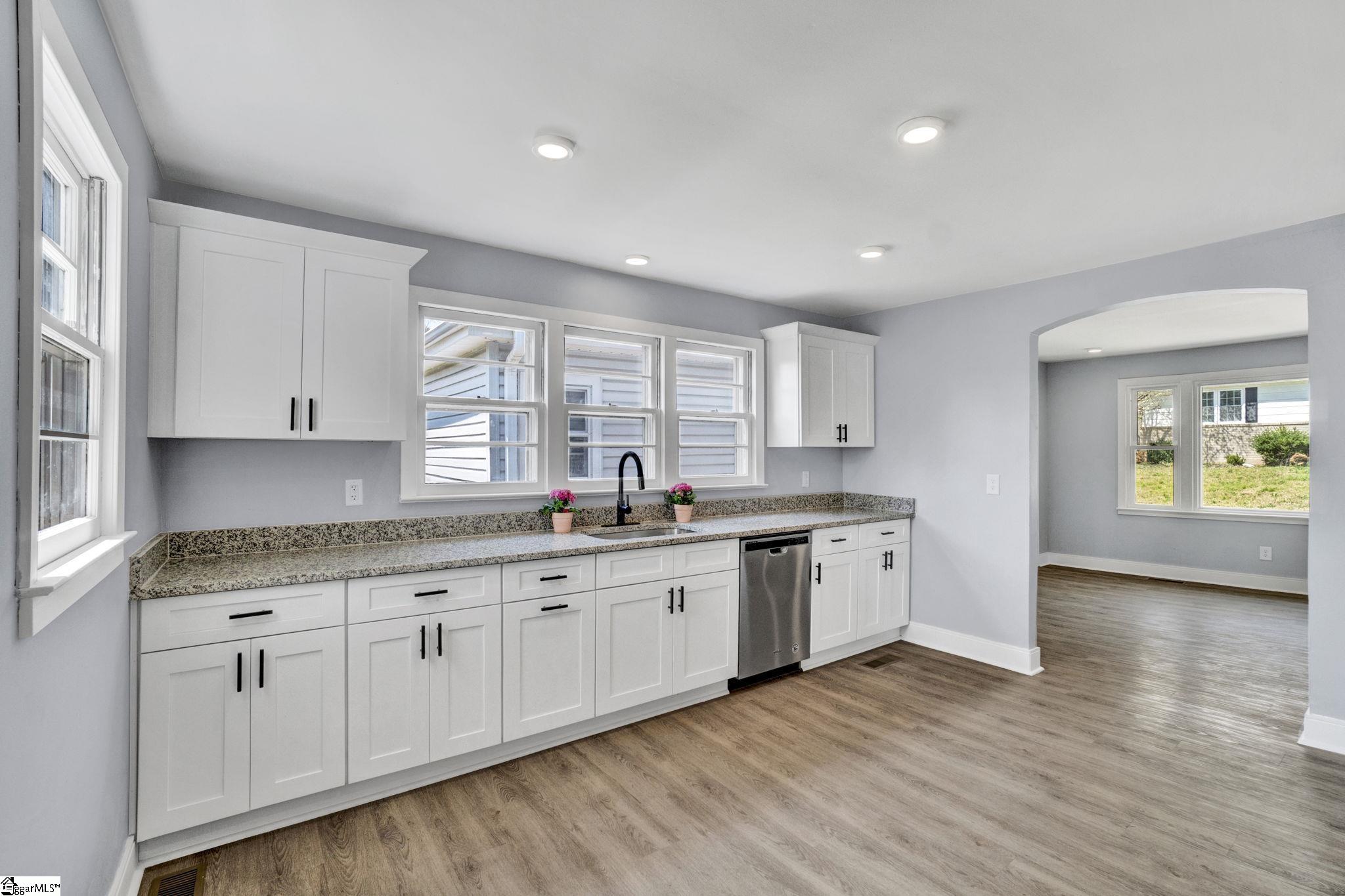 101 Mark Street Property Photo 13
