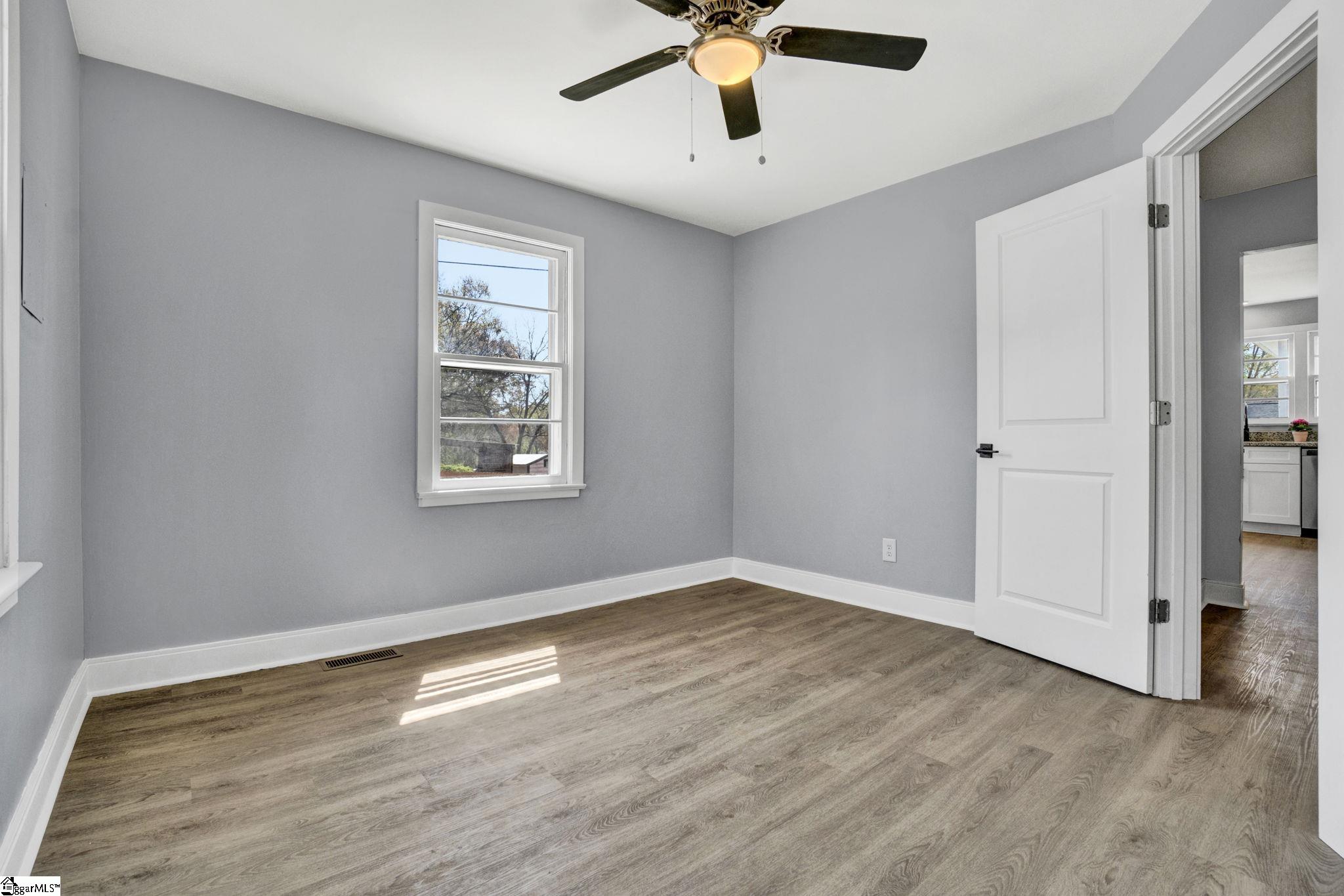 101 Mark Street Property Photo 35