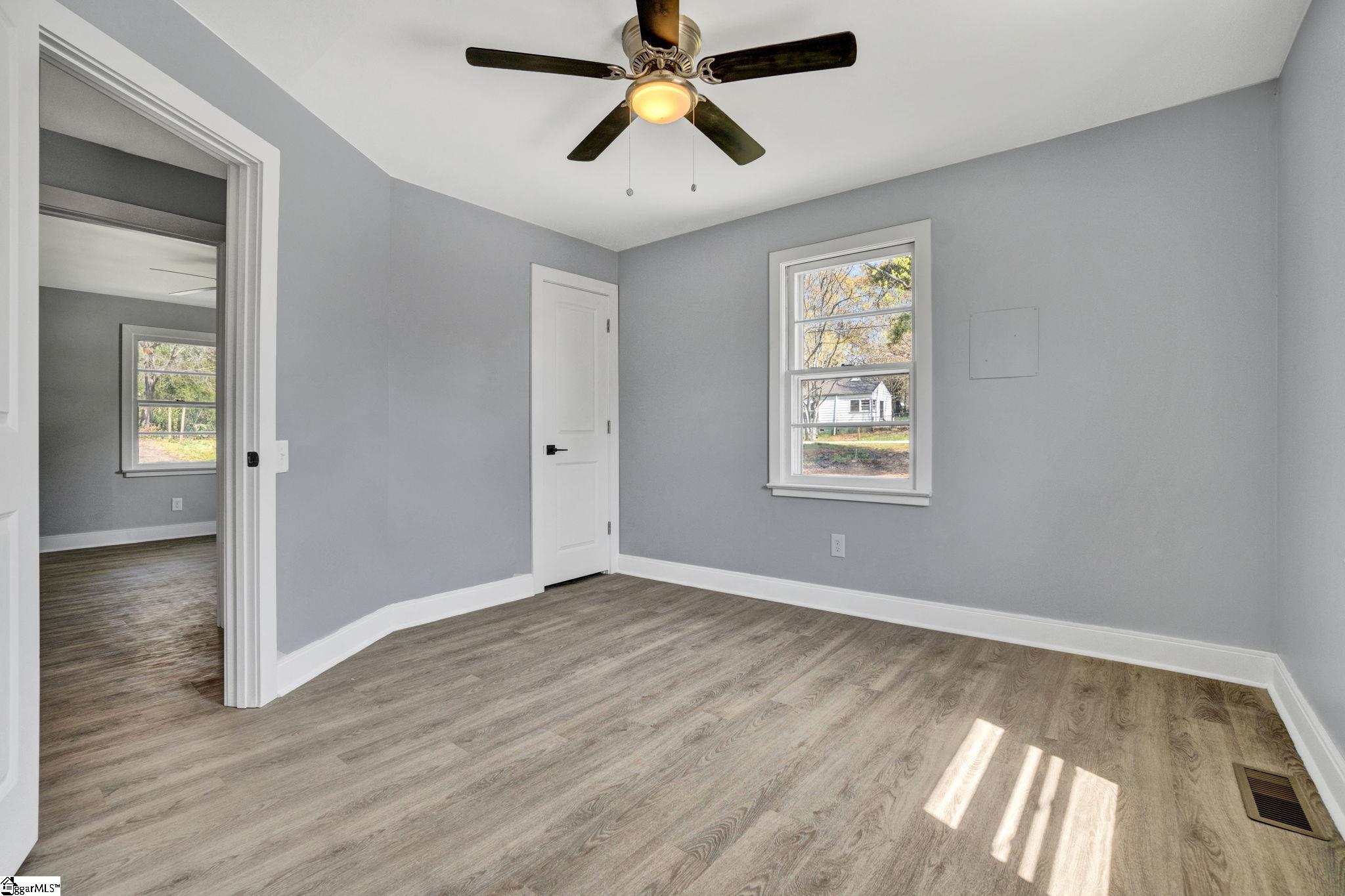 101 Mark Street Property Photo 36