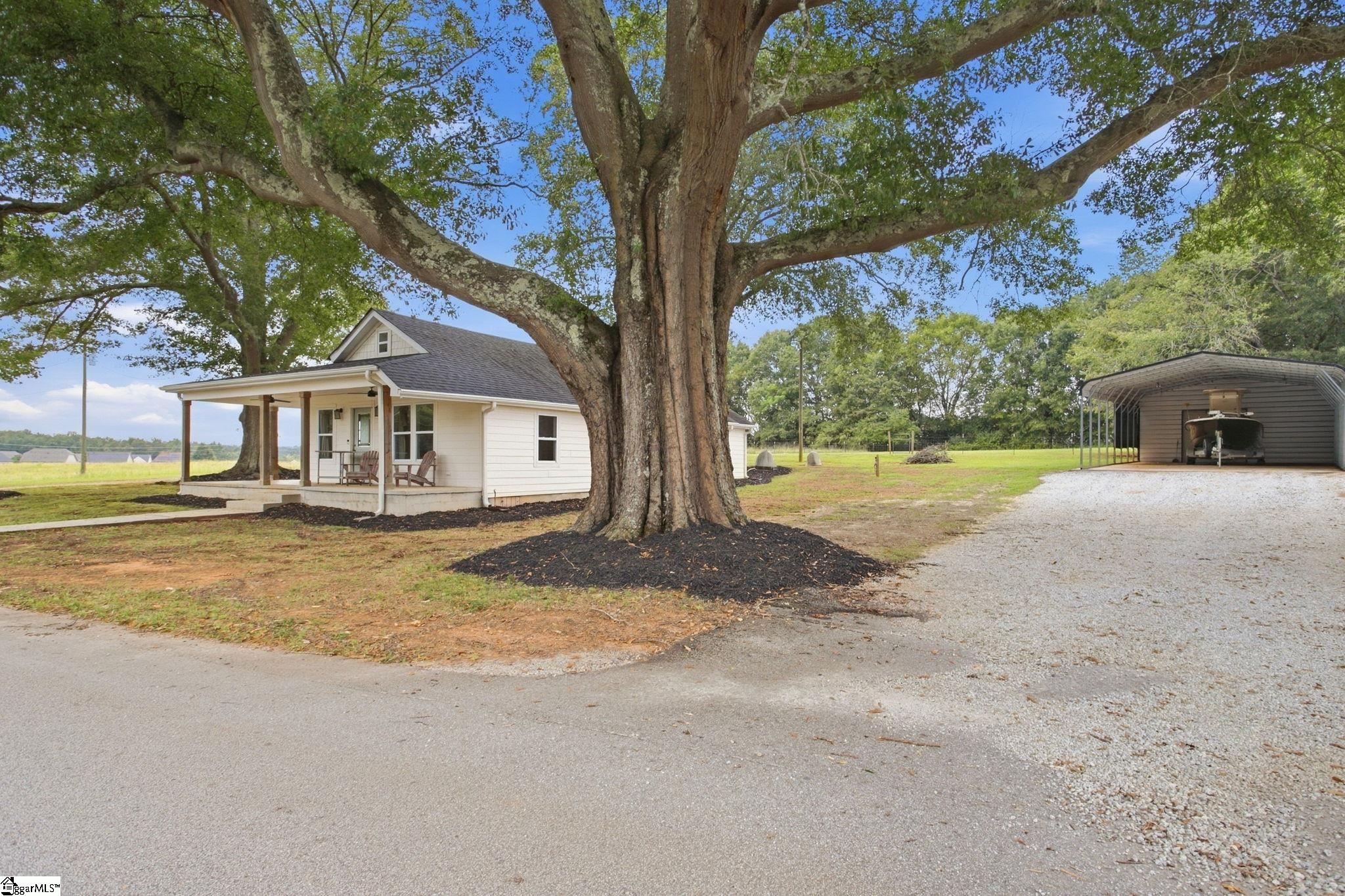 125 Parker Slatton Road Property Photo 3