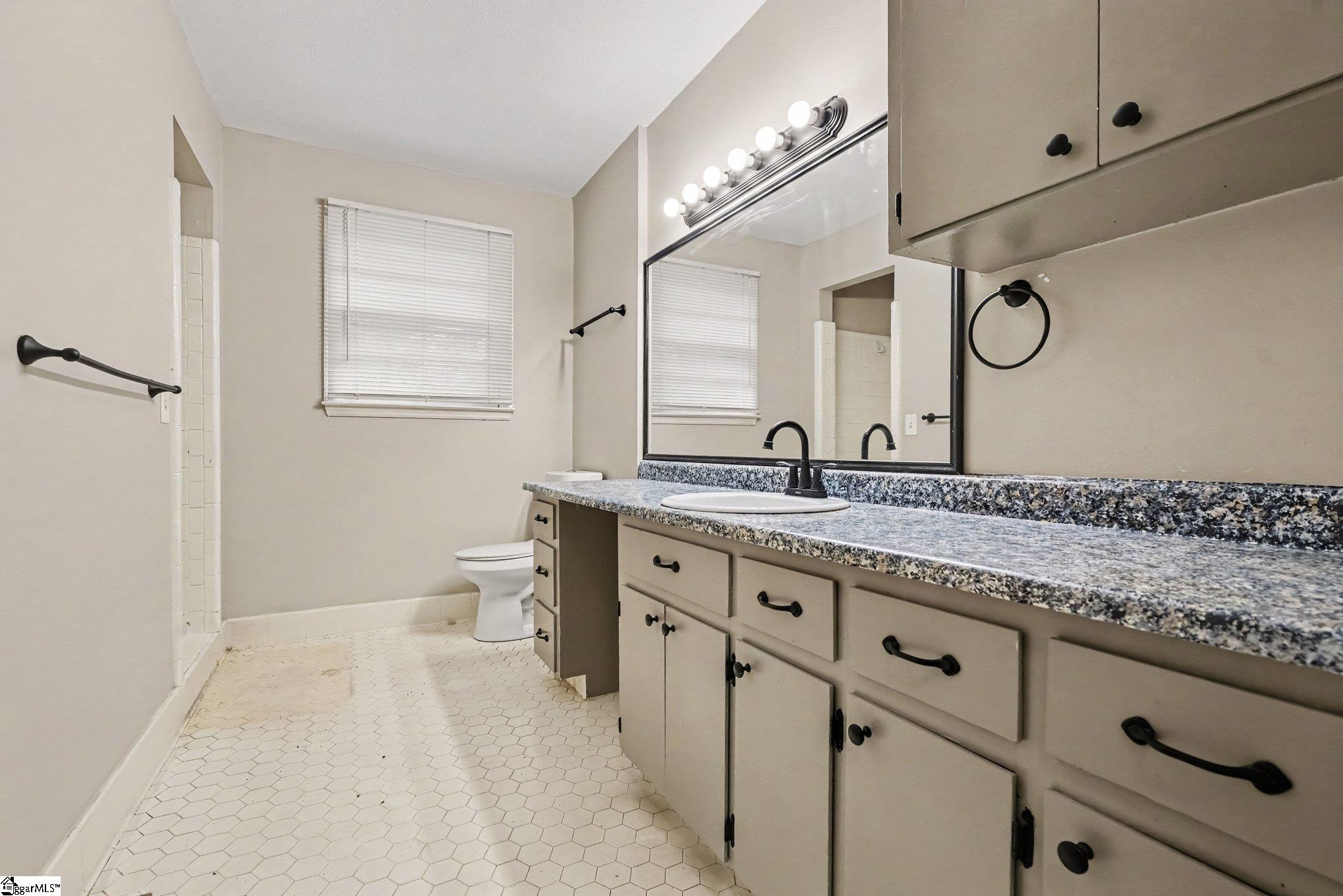 2 Ayersdale Drive Property Photo 20