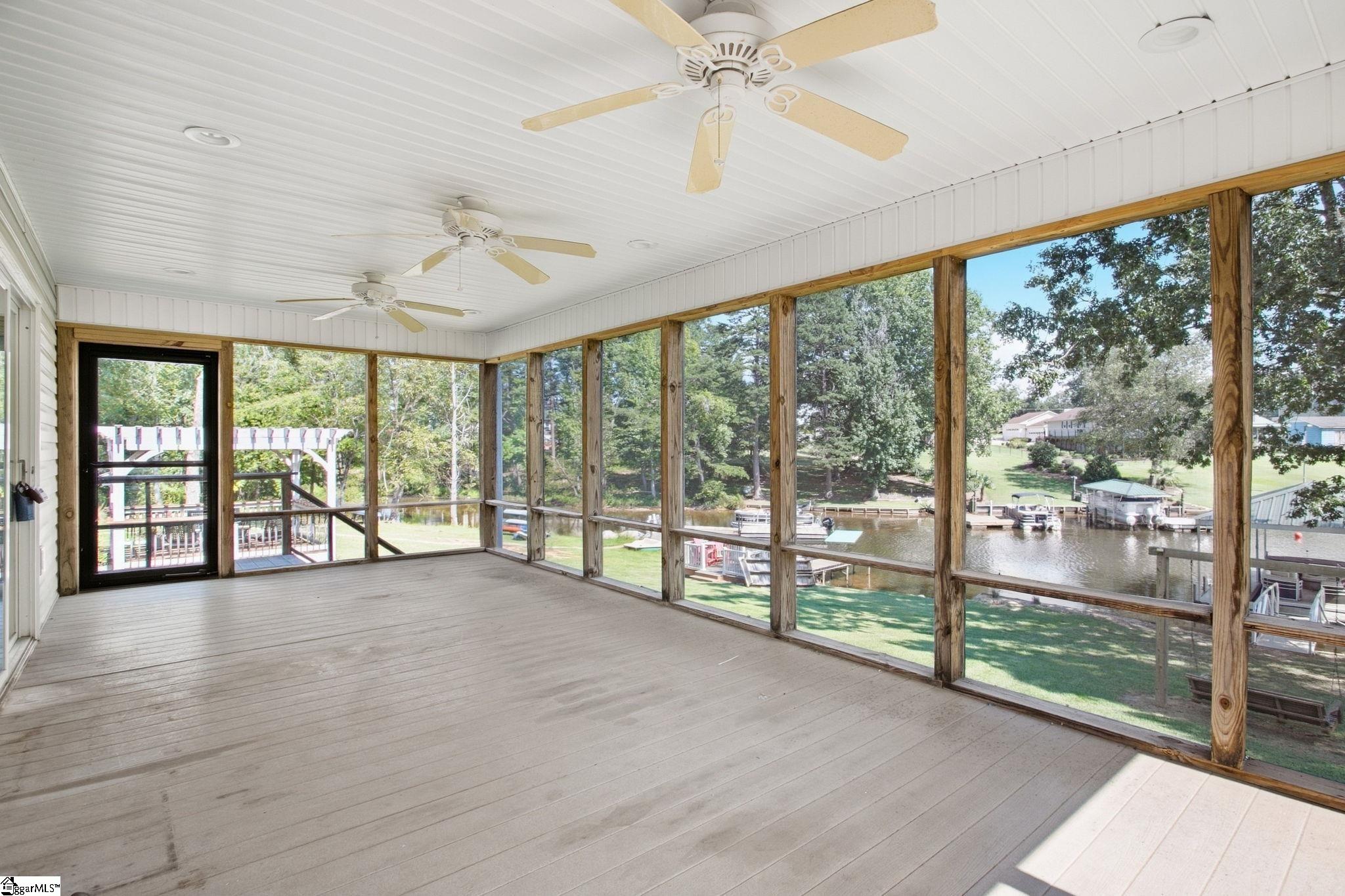 136 Coastline Drive Property Photo 10