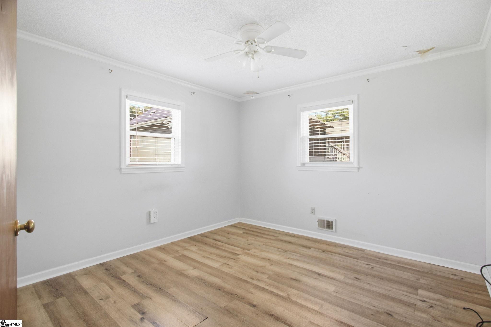 136 Coastline Drive Property Photo 21