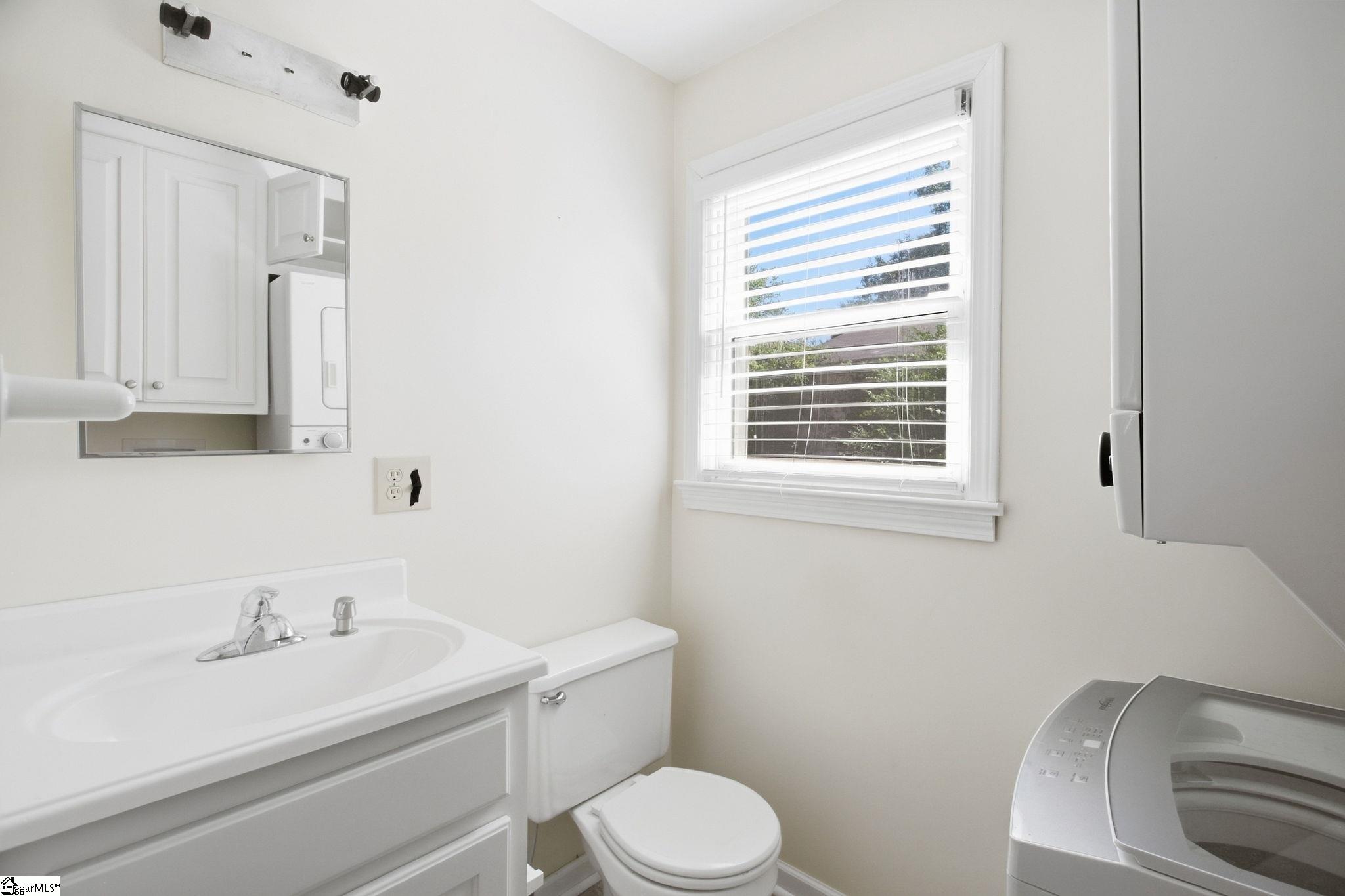 136 Coastline Drive Property Photo 23