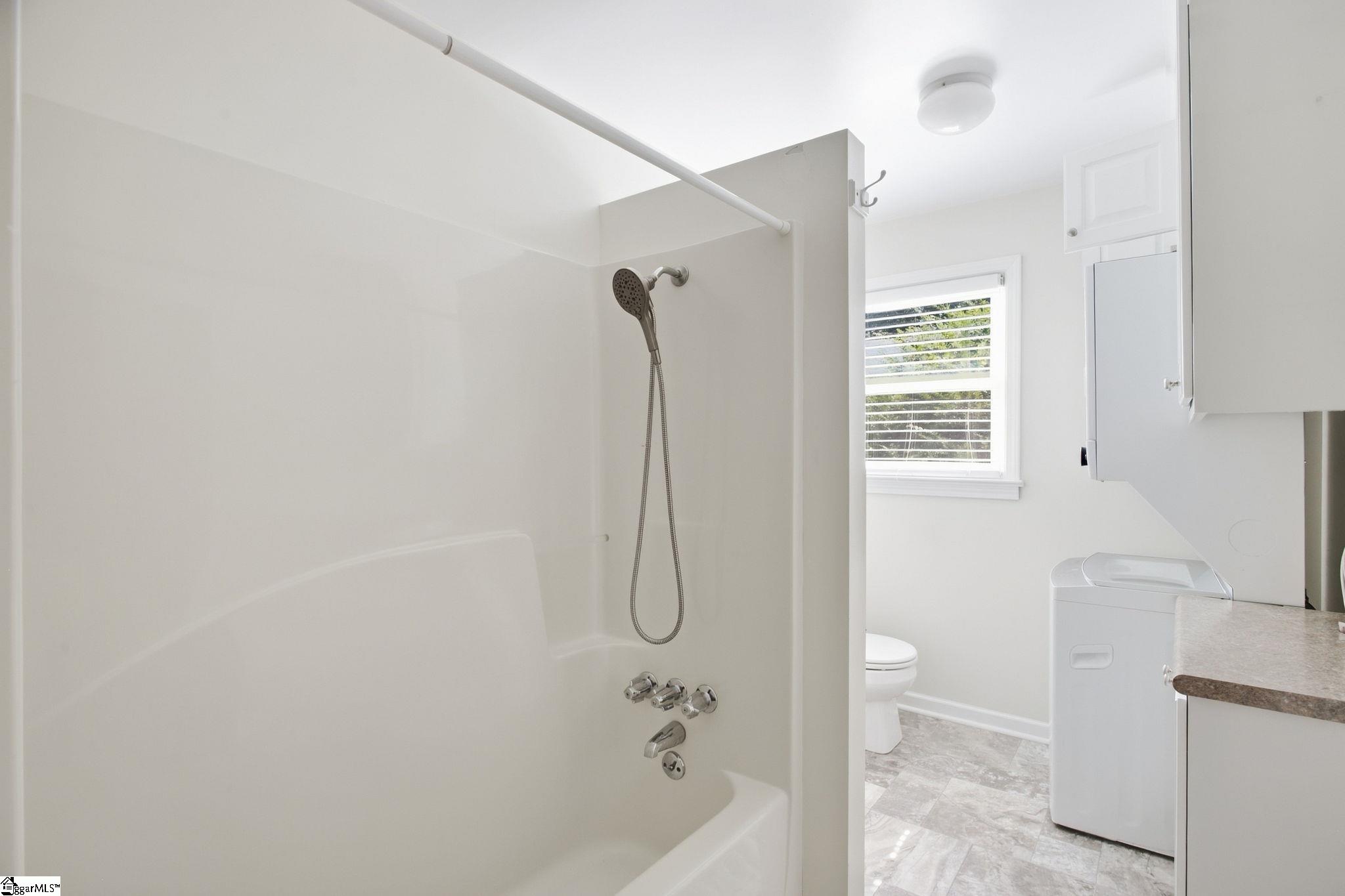 136 Coastline Drive Property Photo 24