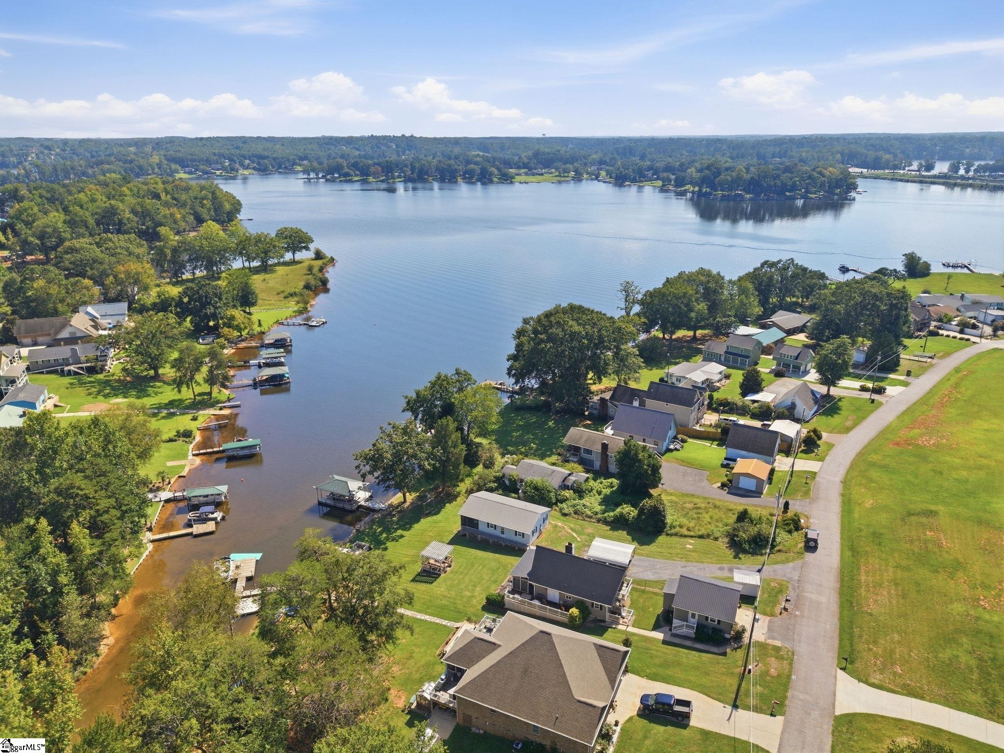 136 Coastline Drive Property Photo 29