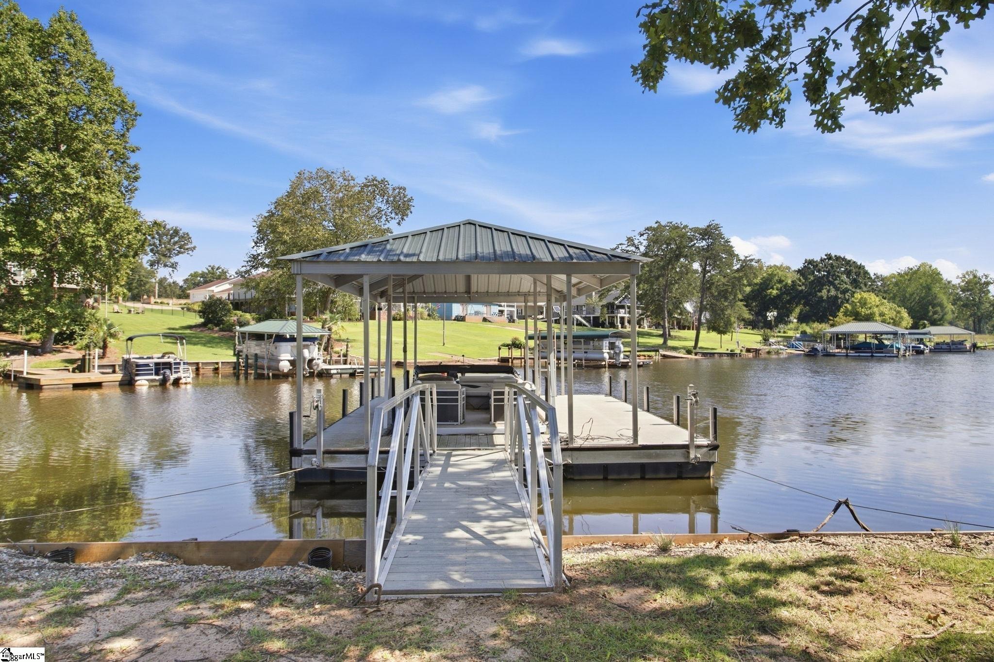 136 Coastline Drive Property Photo 32