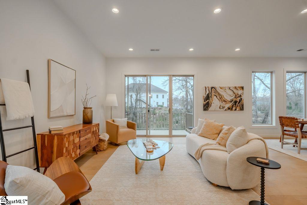 11 Mount Zion Avenue Property Photo 14