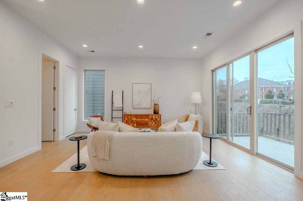 11 Mount Zion Avenue Property Photo 16