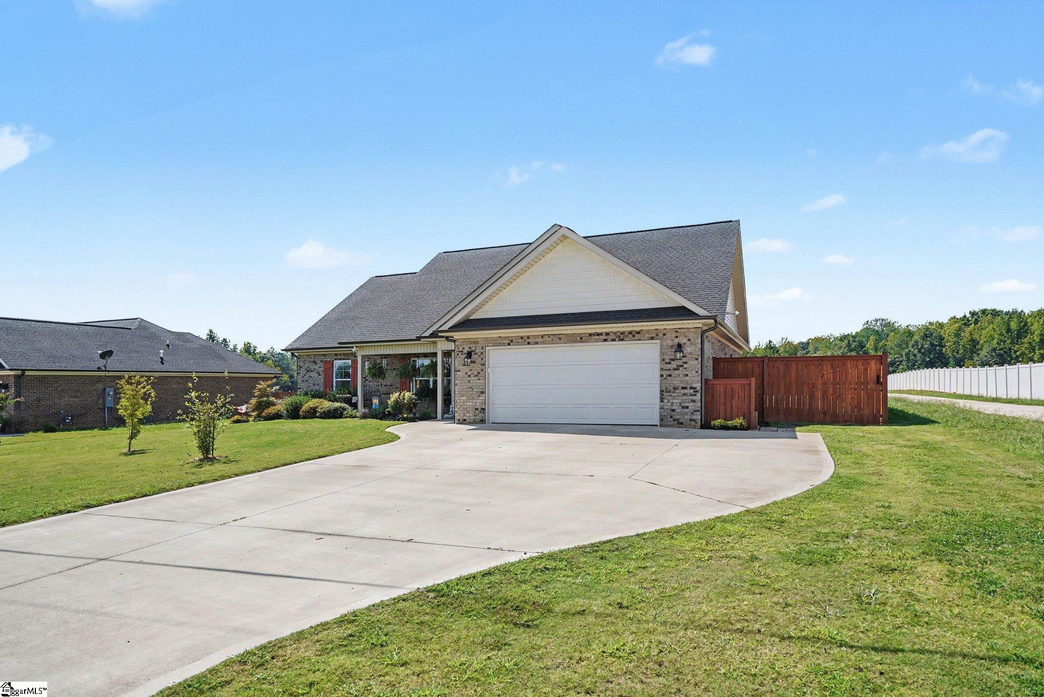 441 Cherokee Creek Road Property Photo 3