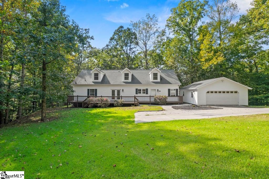 107 Buttercup Court Property Photo 1