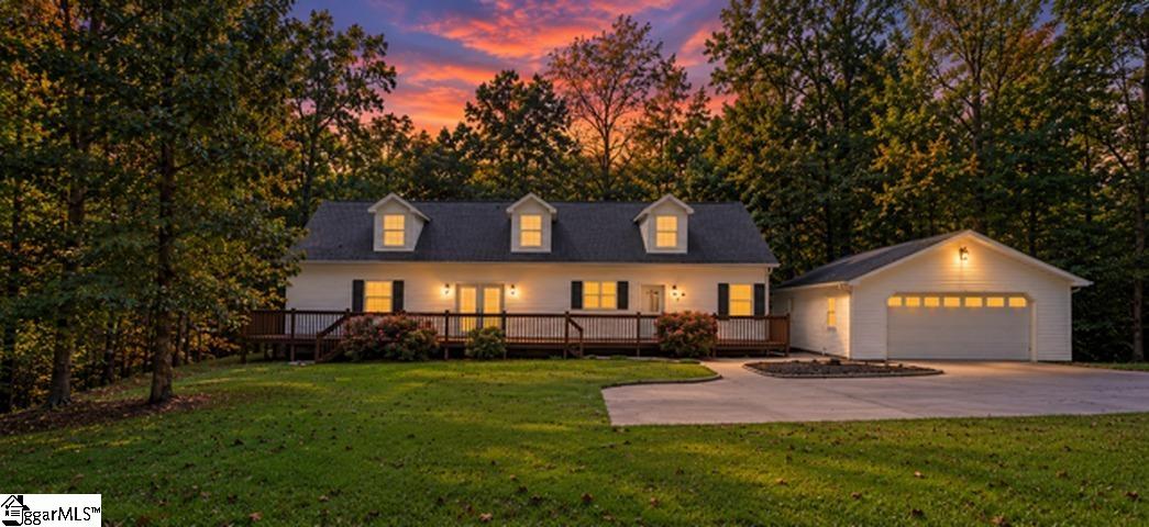 107 Buttercup Court Property Photo 3