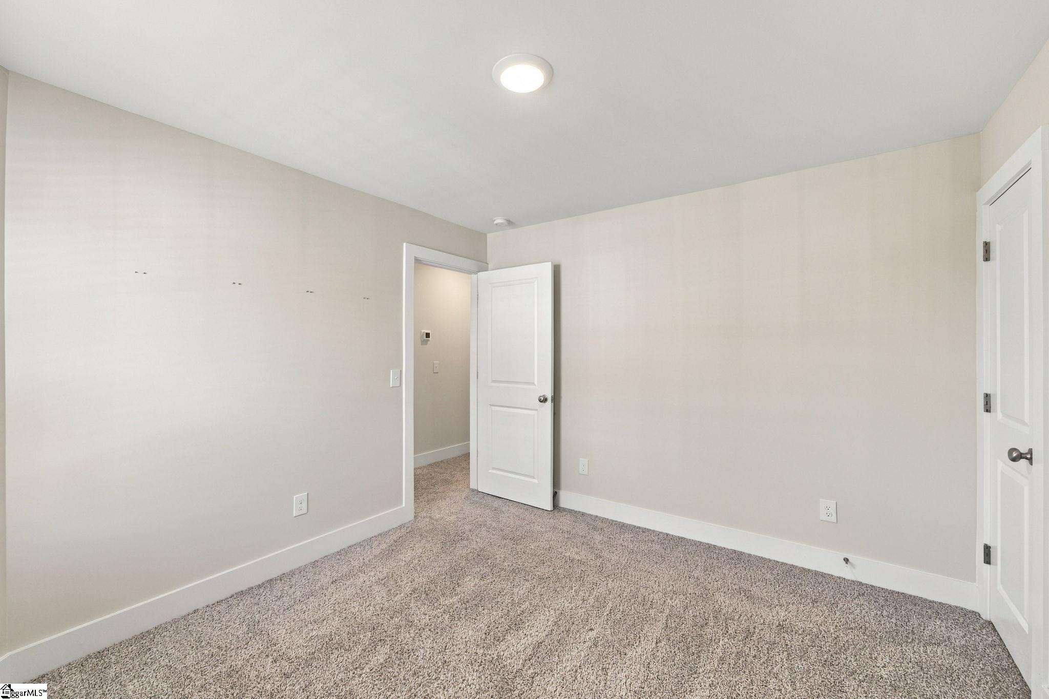 517 Glendon Street Property Photo 32