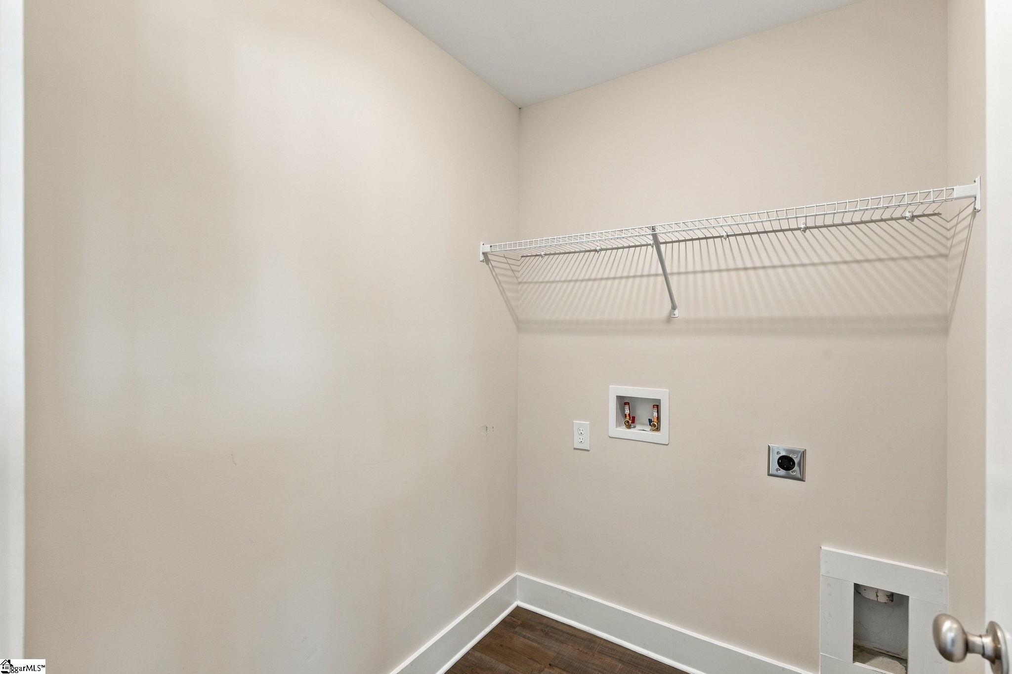 517 Glendon Street Property Photo 37
