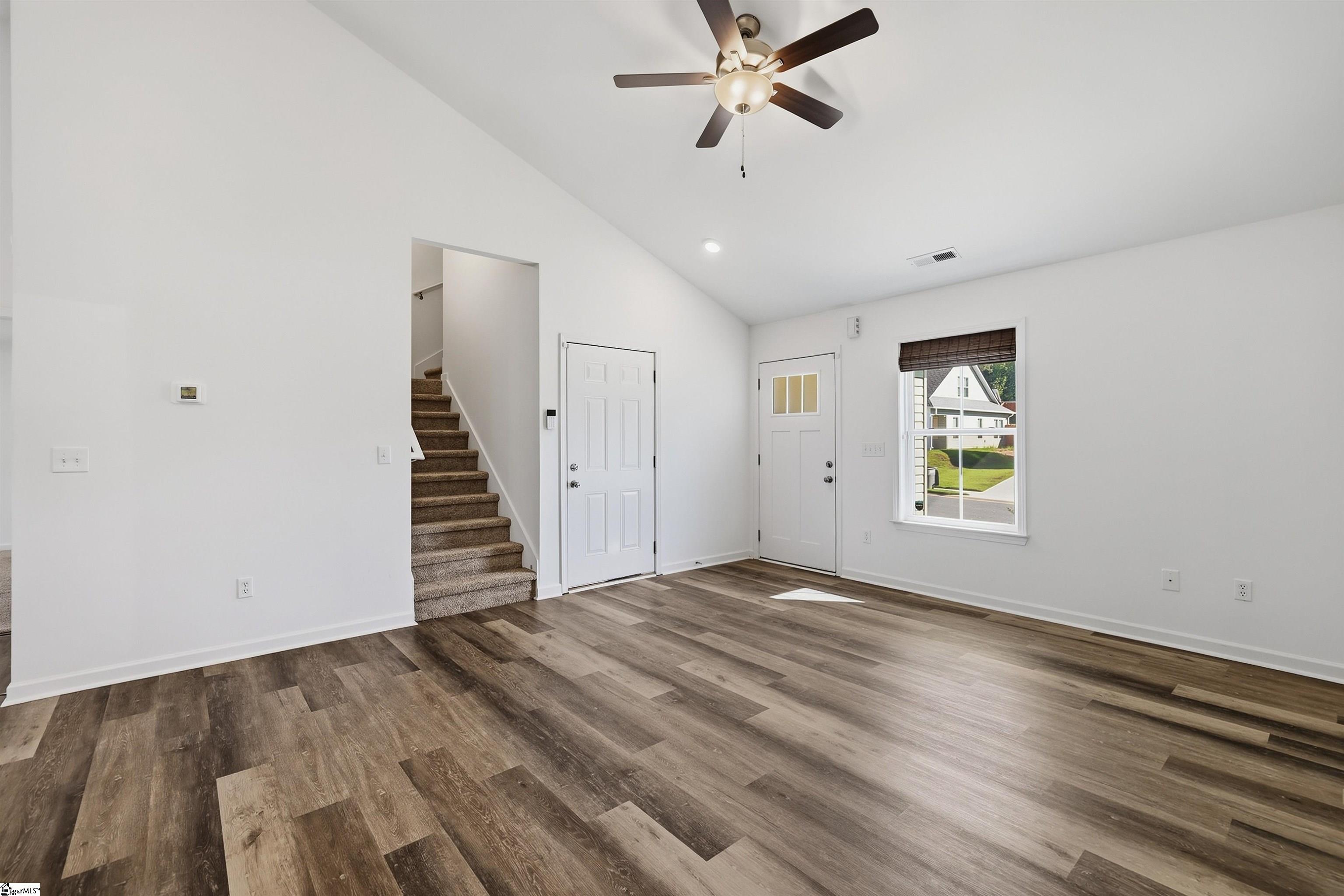 132 Megan Court Property Photo 6