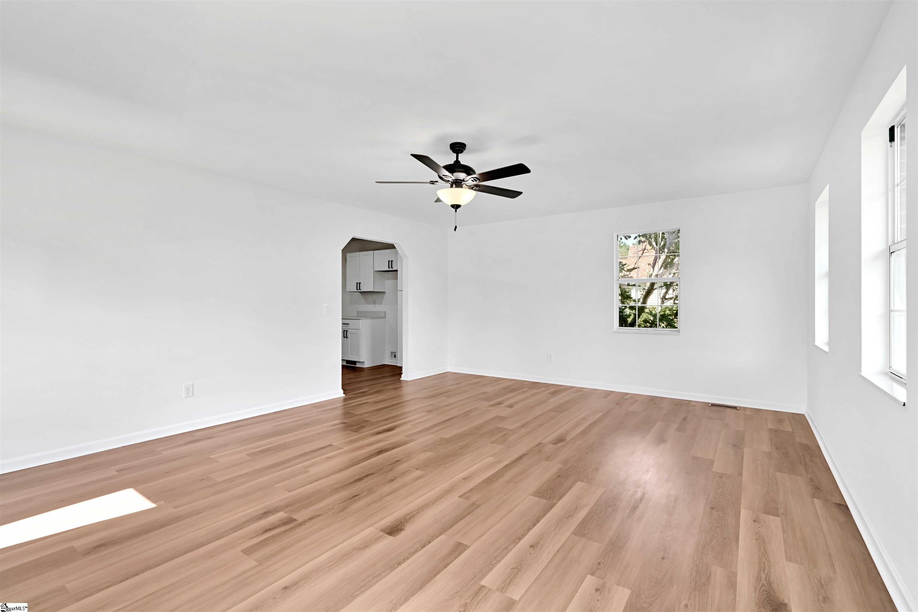 3533 Pelzer Highway Property Photo 13