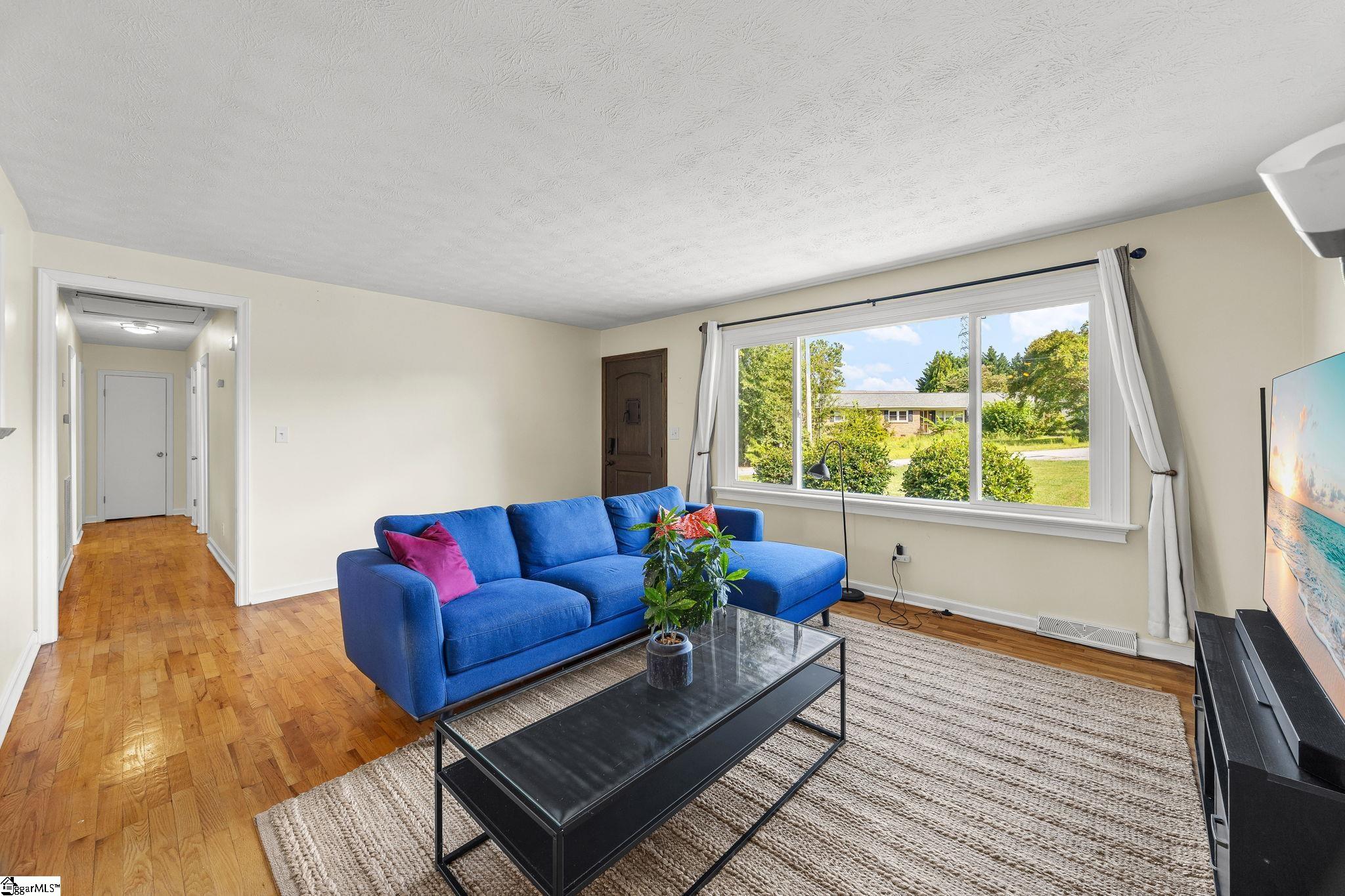 116 E Hill Drive Property Photo 8