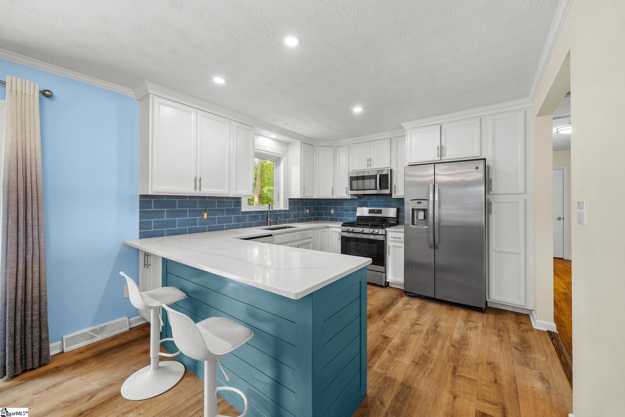116 E Hill Drive Property Photo 12