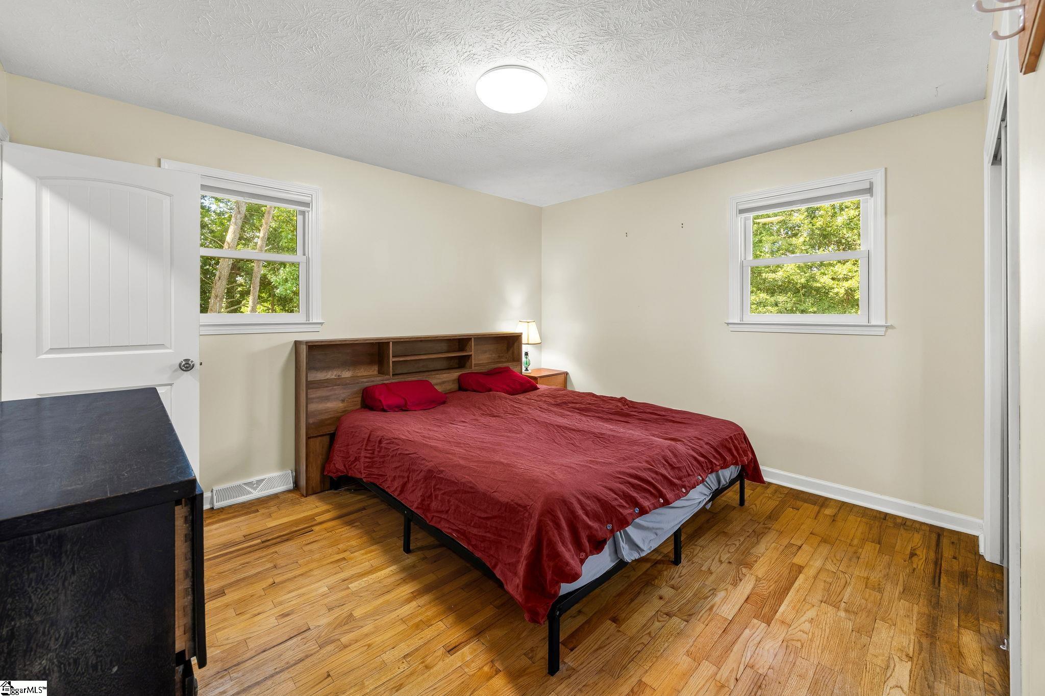 116 E Hill Drive Property Photo 18