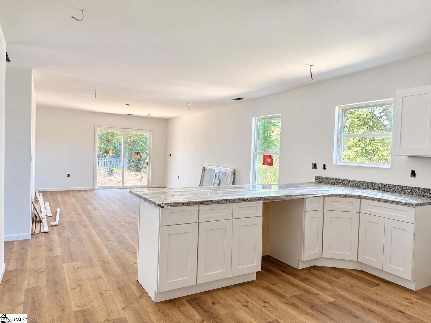 225 Sunny Street Property Photo 5