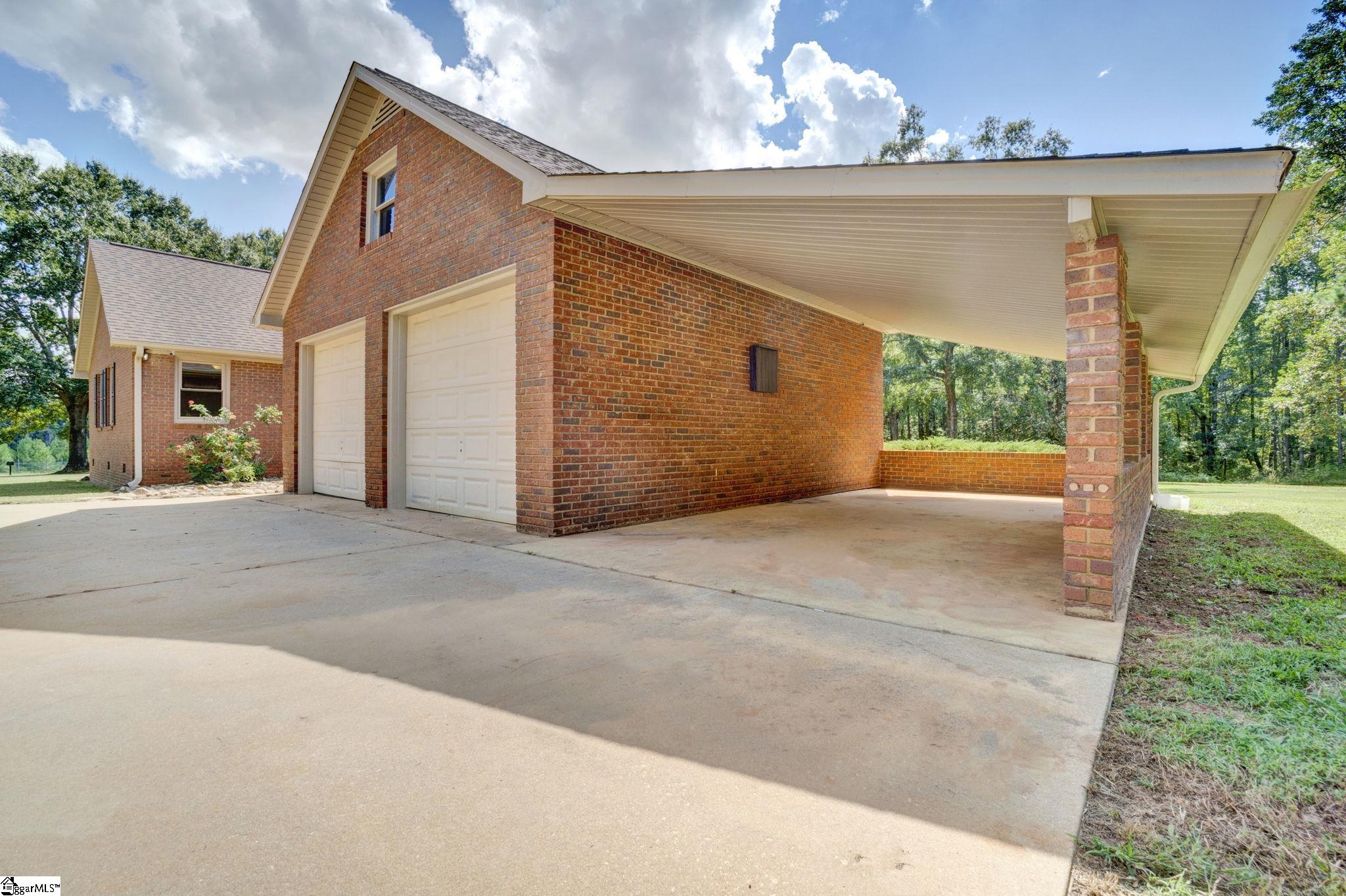 601 Smithville Road Property Photo 5