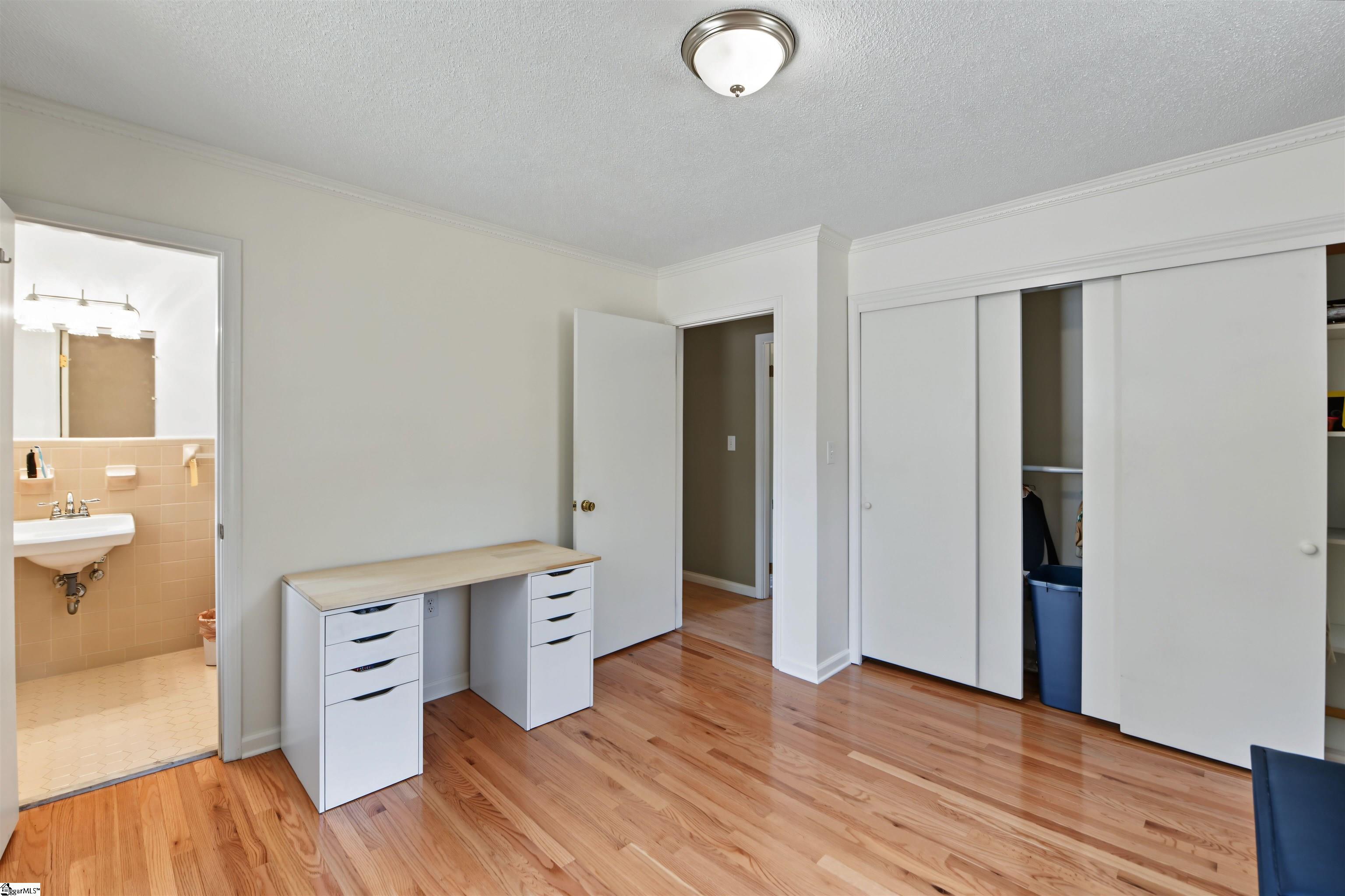 1007 Hiawatha Drive Property Photo 11