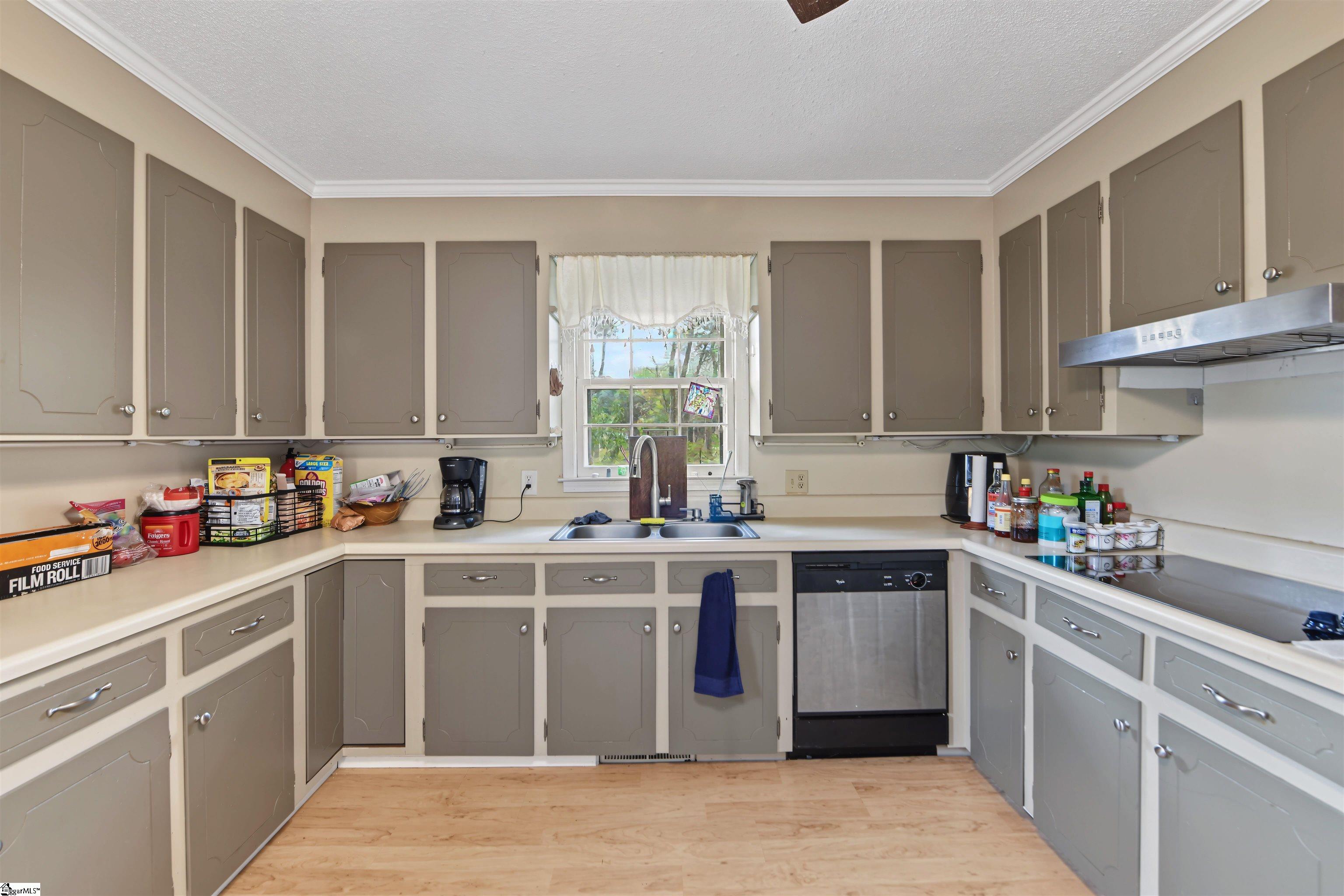 1007 Hiawatha Drive Property Photo 16
