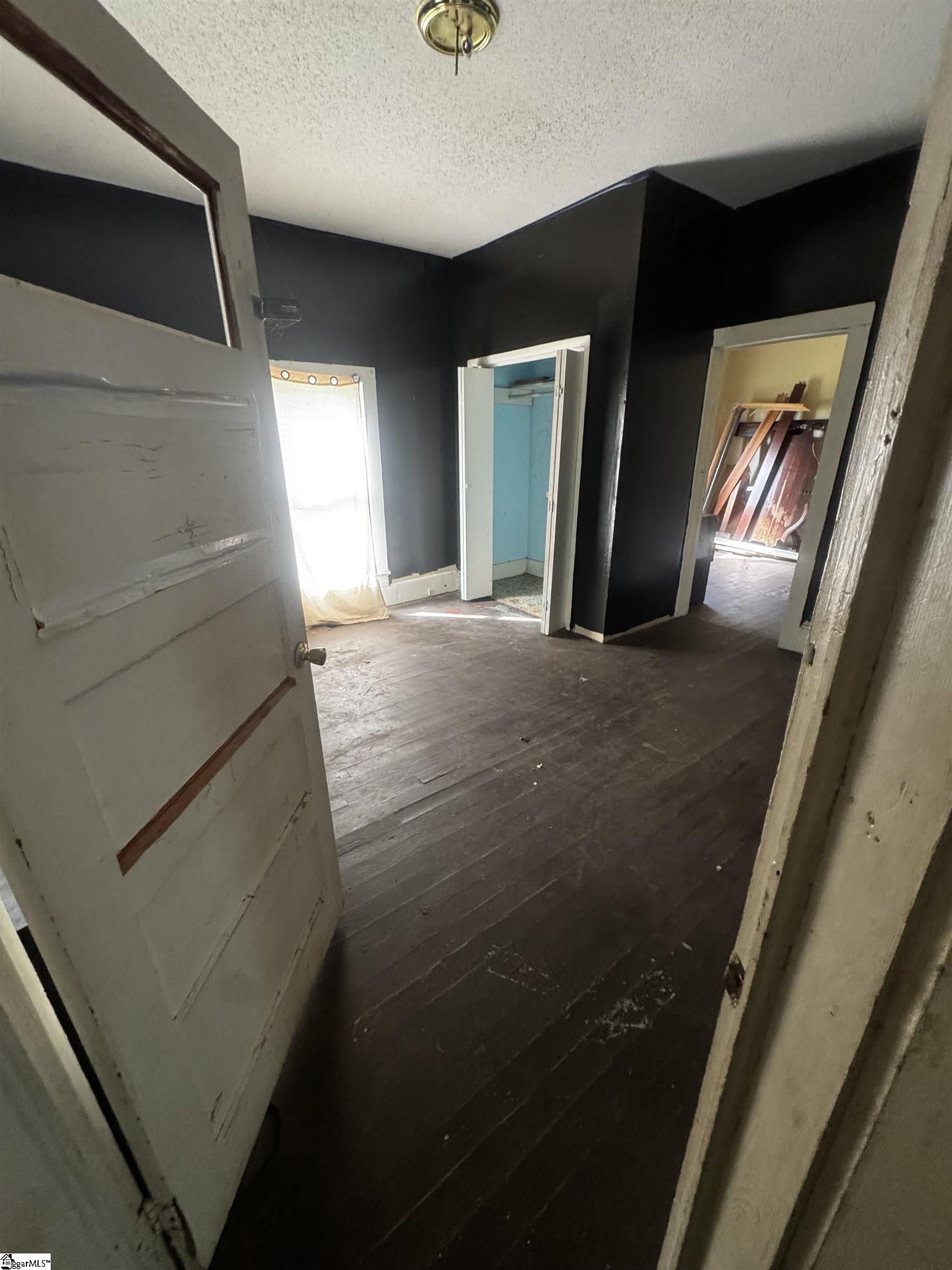 6 Hammett Street Property Photo 3