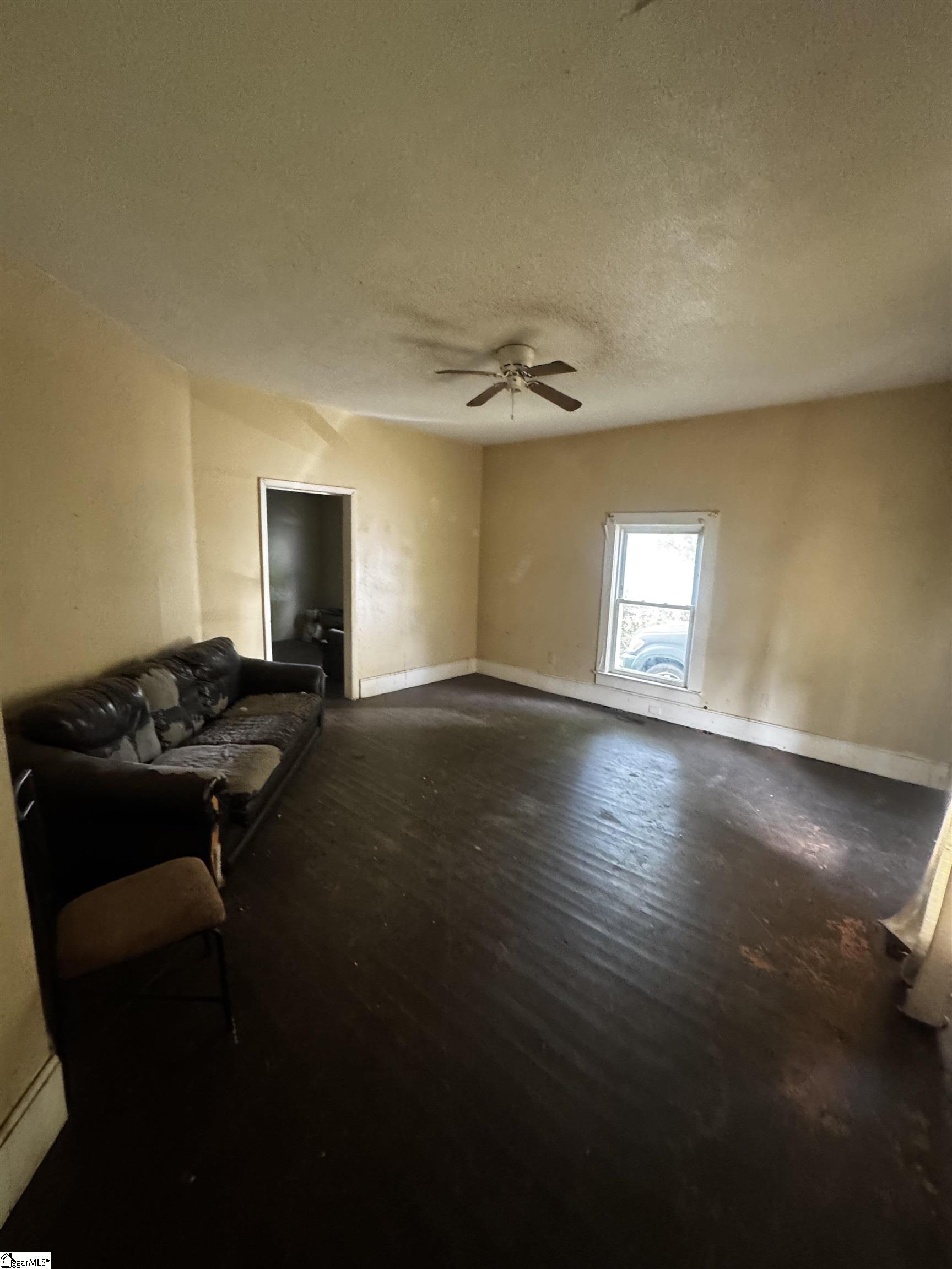 6 Hammett Street Property Photo 6