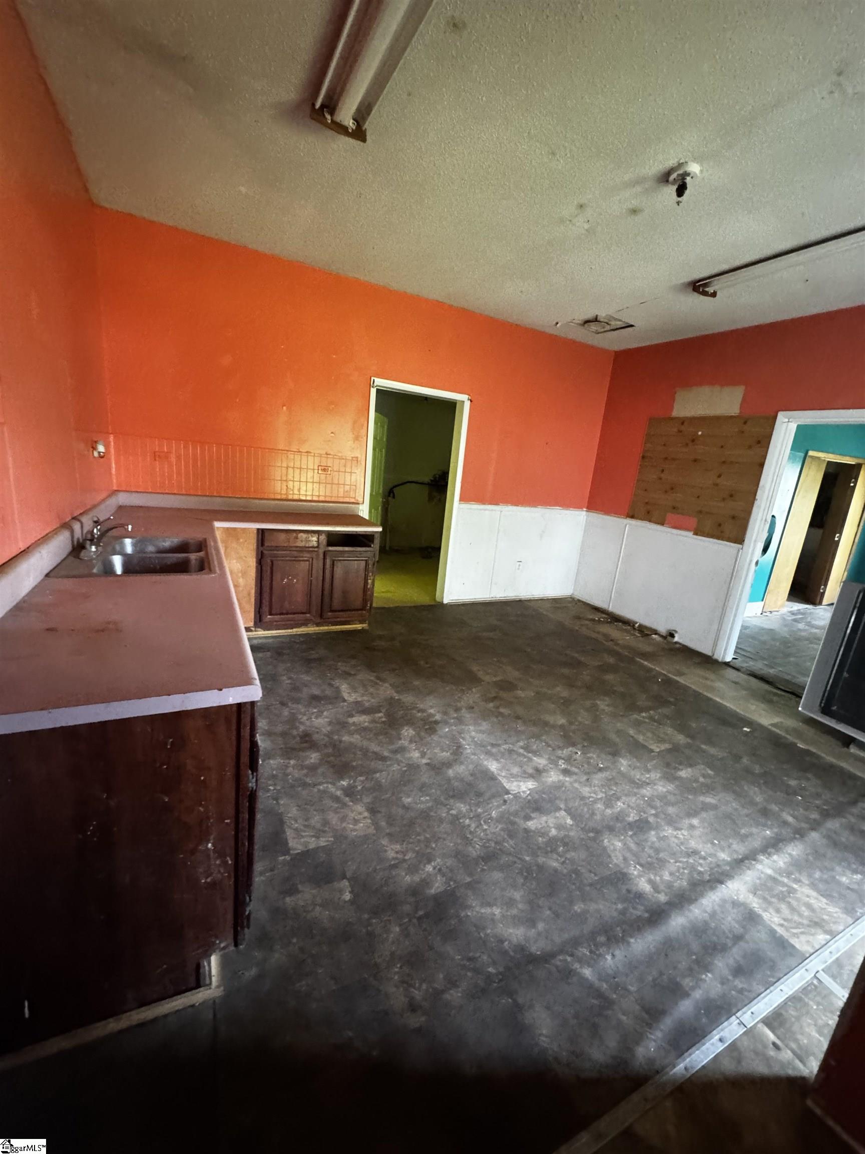 6 Hammett Street Property Photo 7