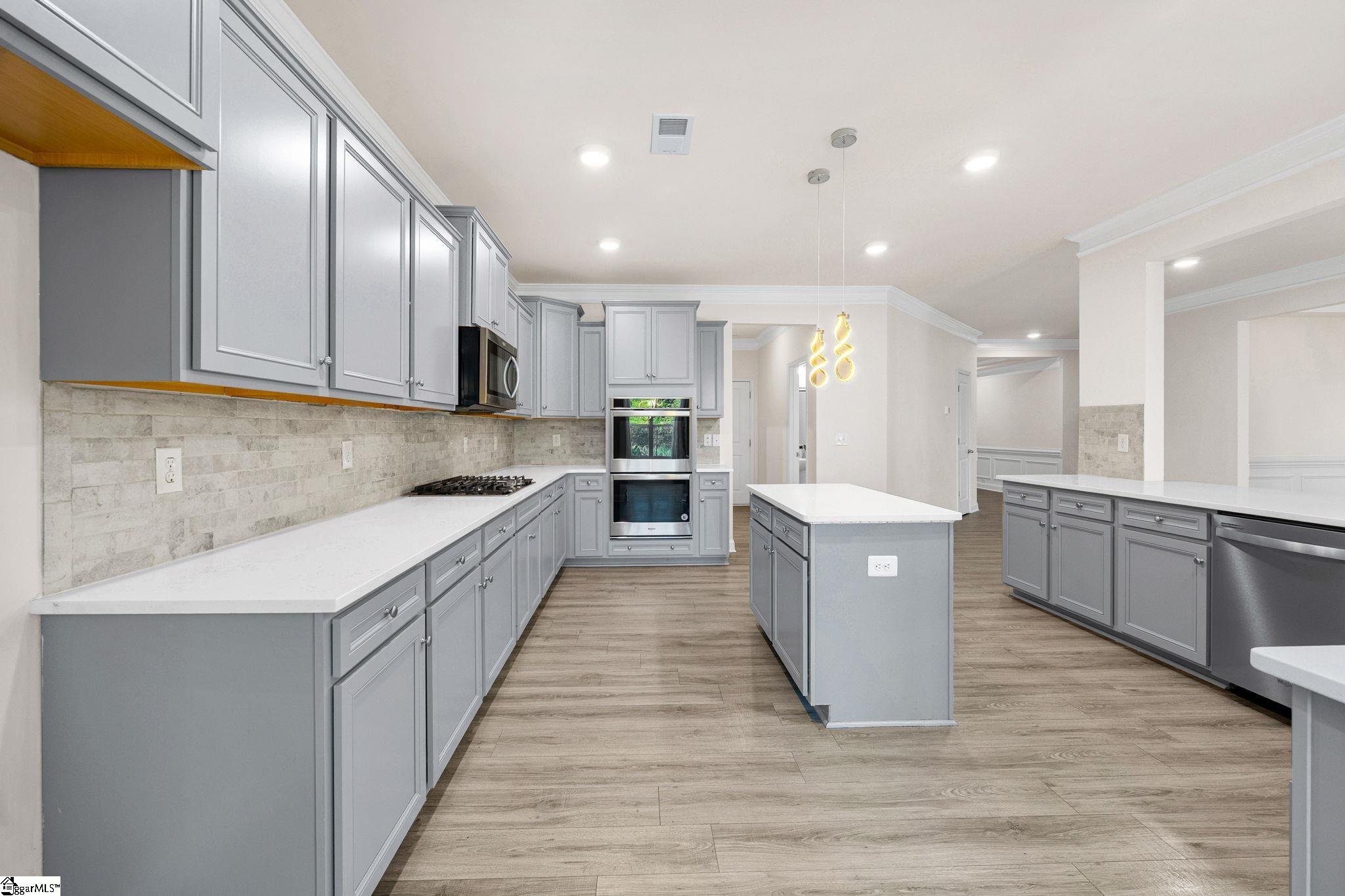 100 General Store Way Property Photo 17