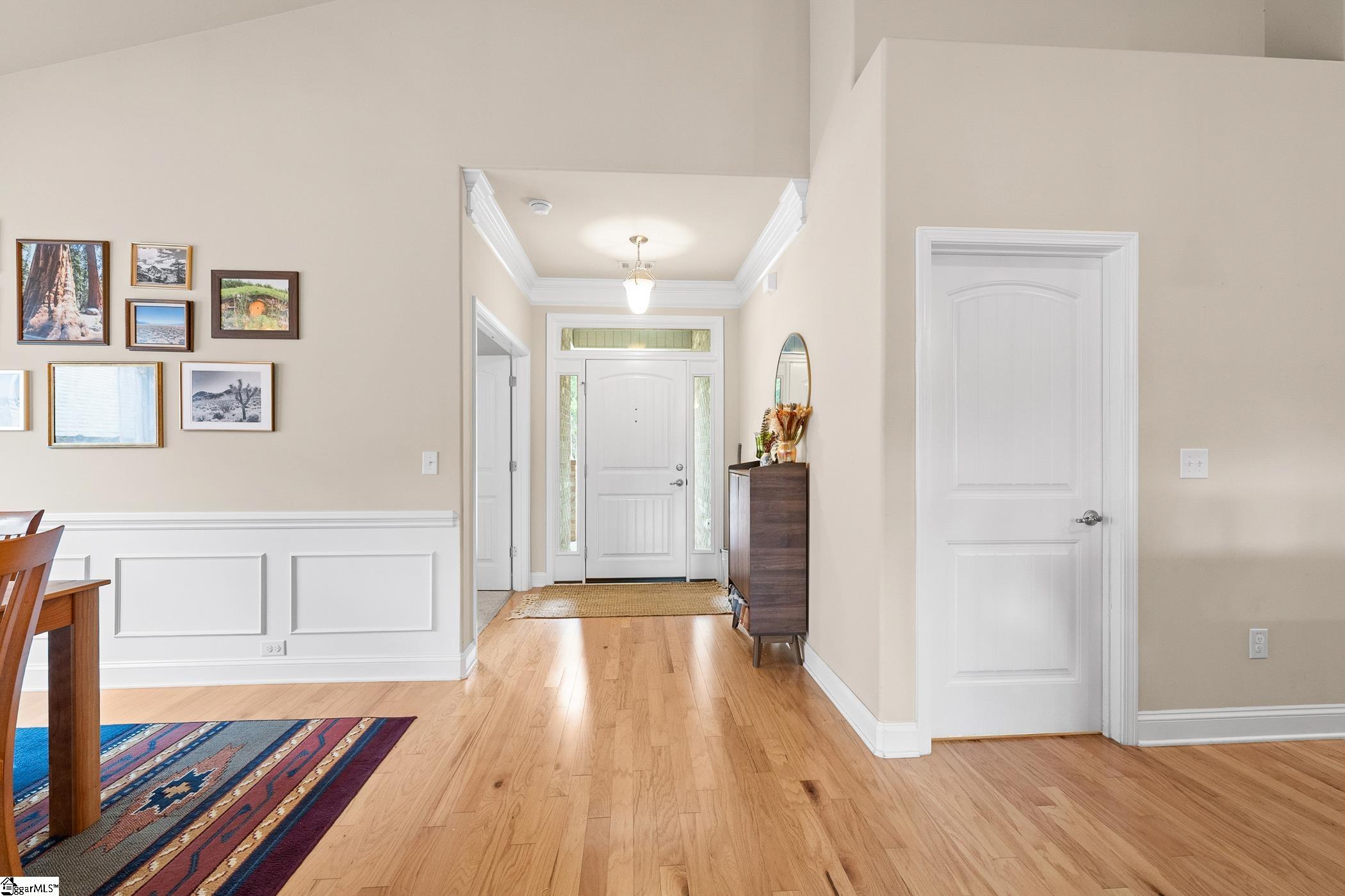 16 Border Avenue Property Photo 3