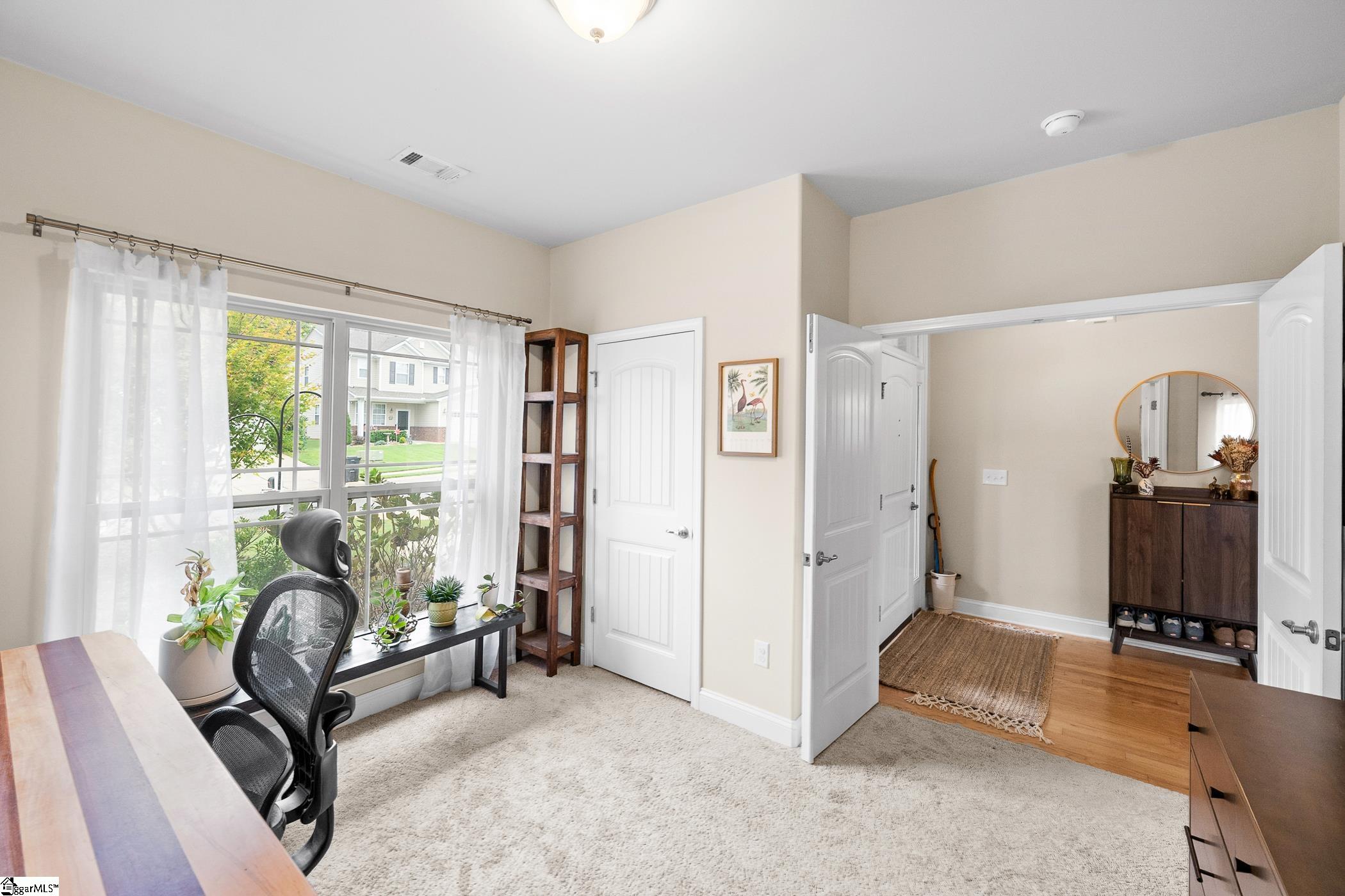 16 Border Avenue Property Photo 16