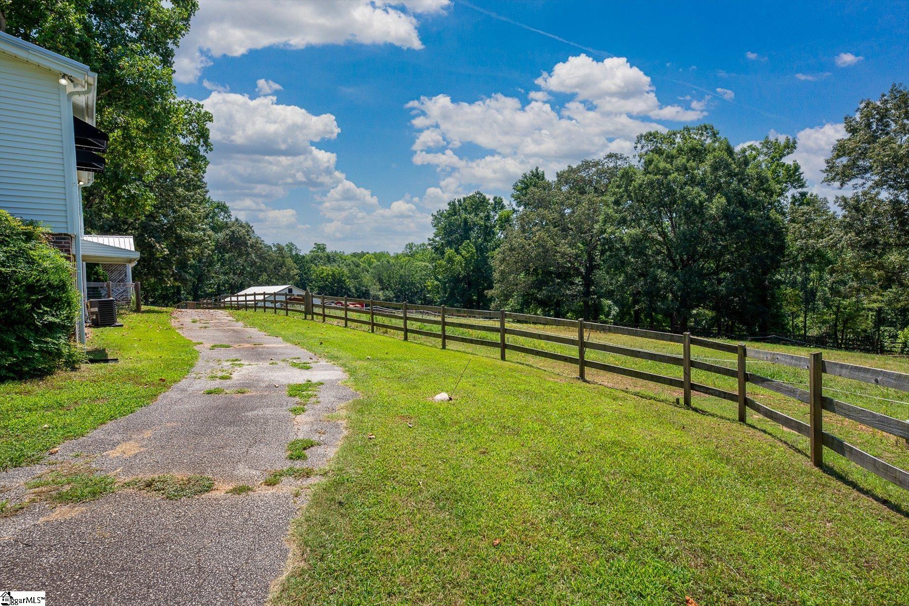 1124 Tugaloo Road Property Photo 40