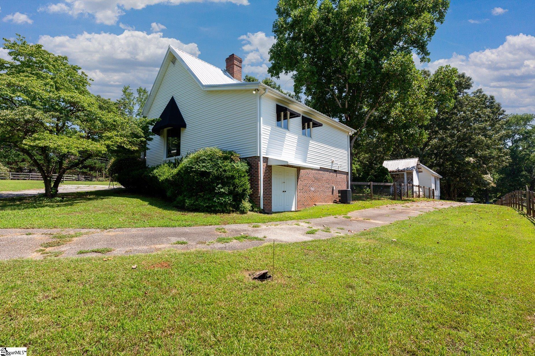 1124 Tugaloo Road Property Photo 41