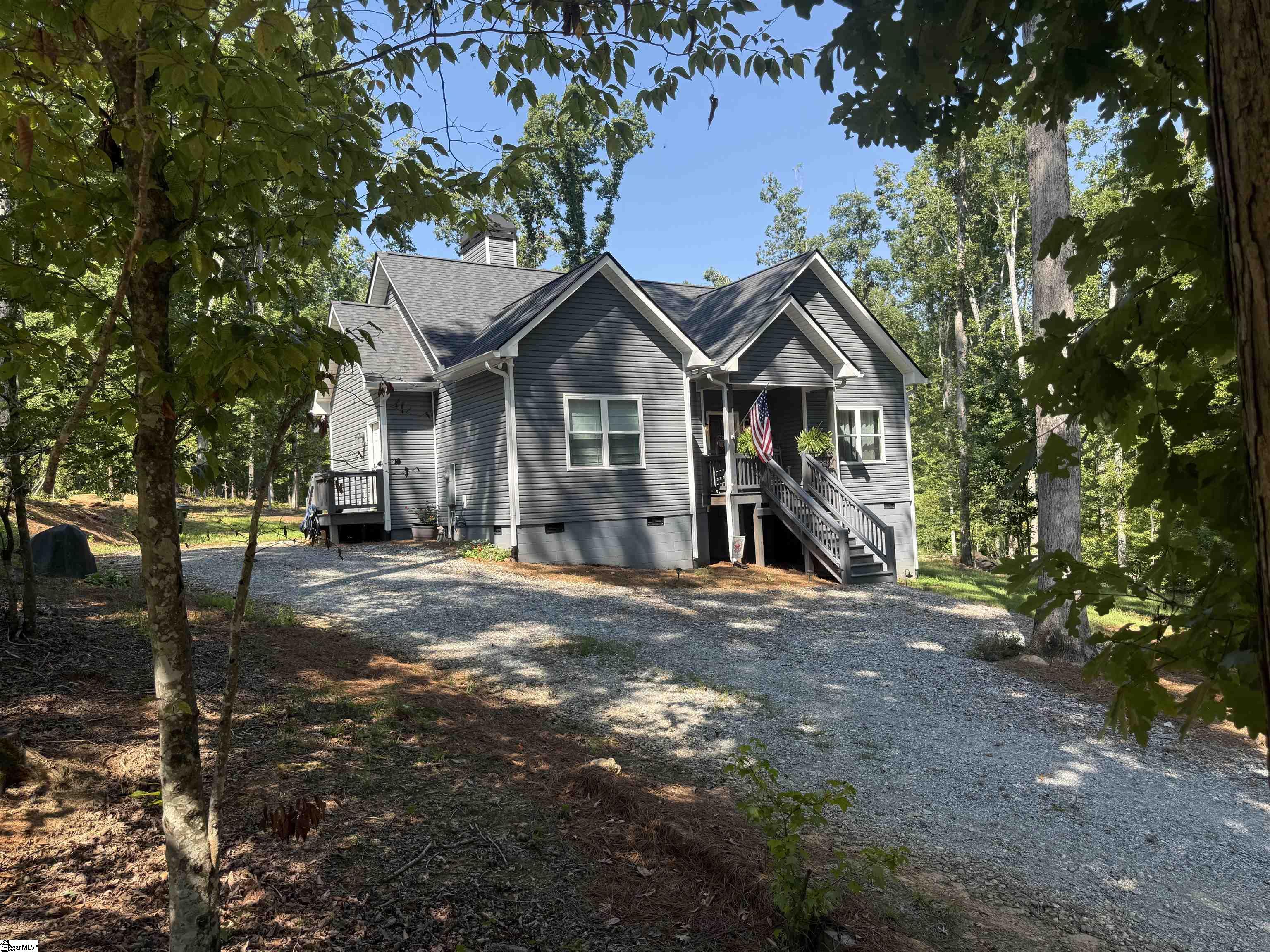 54 Lakeview Road Property Photo 1
