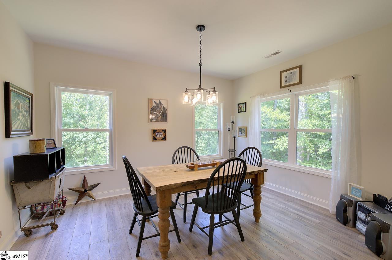 54 Lakeview Road Property Photo 14