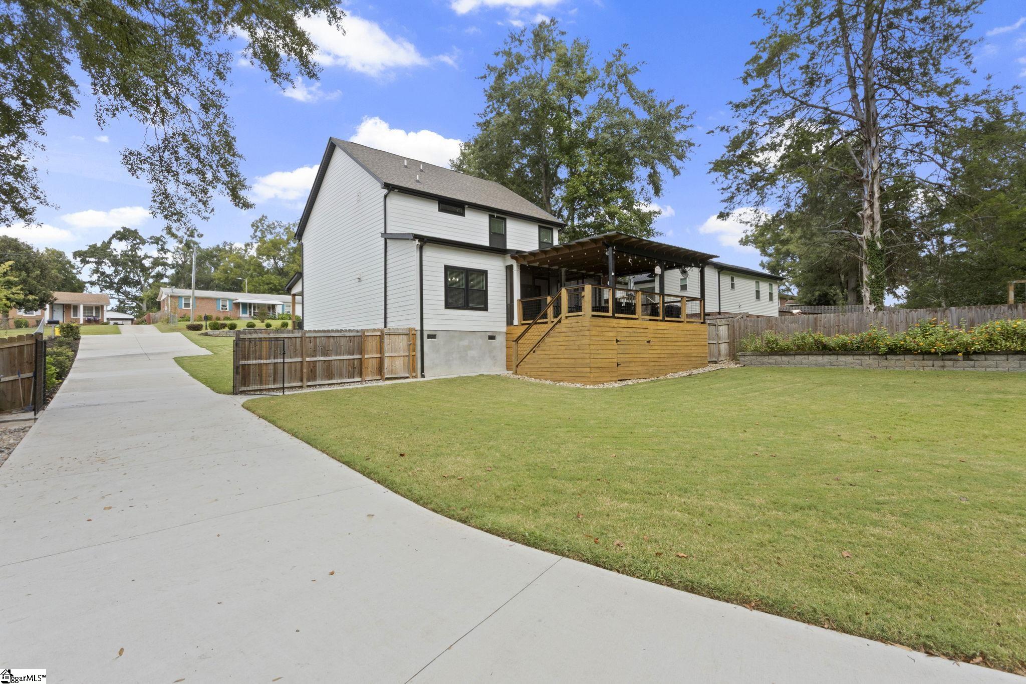 118 Boyd Avenue Property Photo 33
