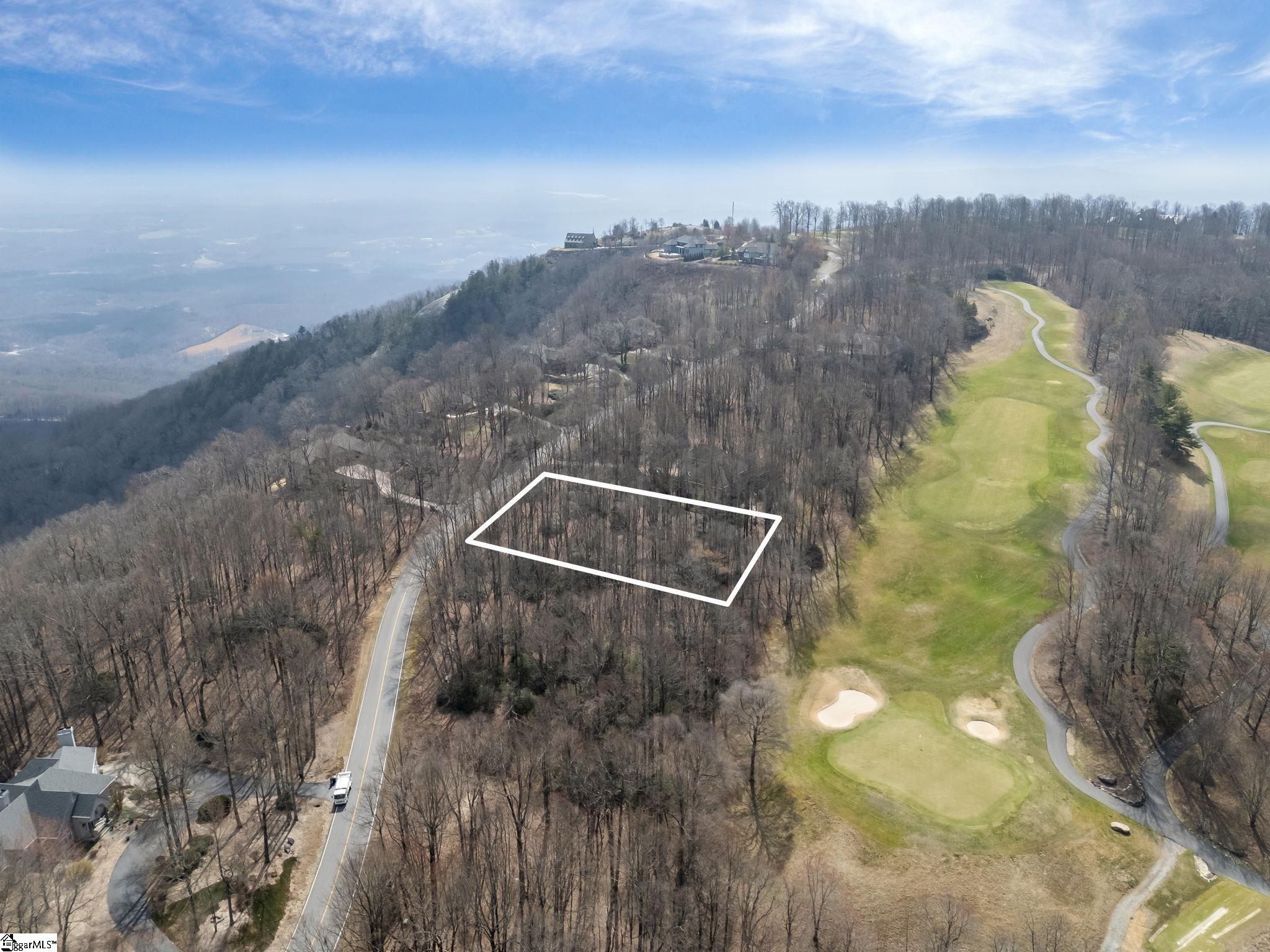 66 The Cliffs Parkway Property Photo 7