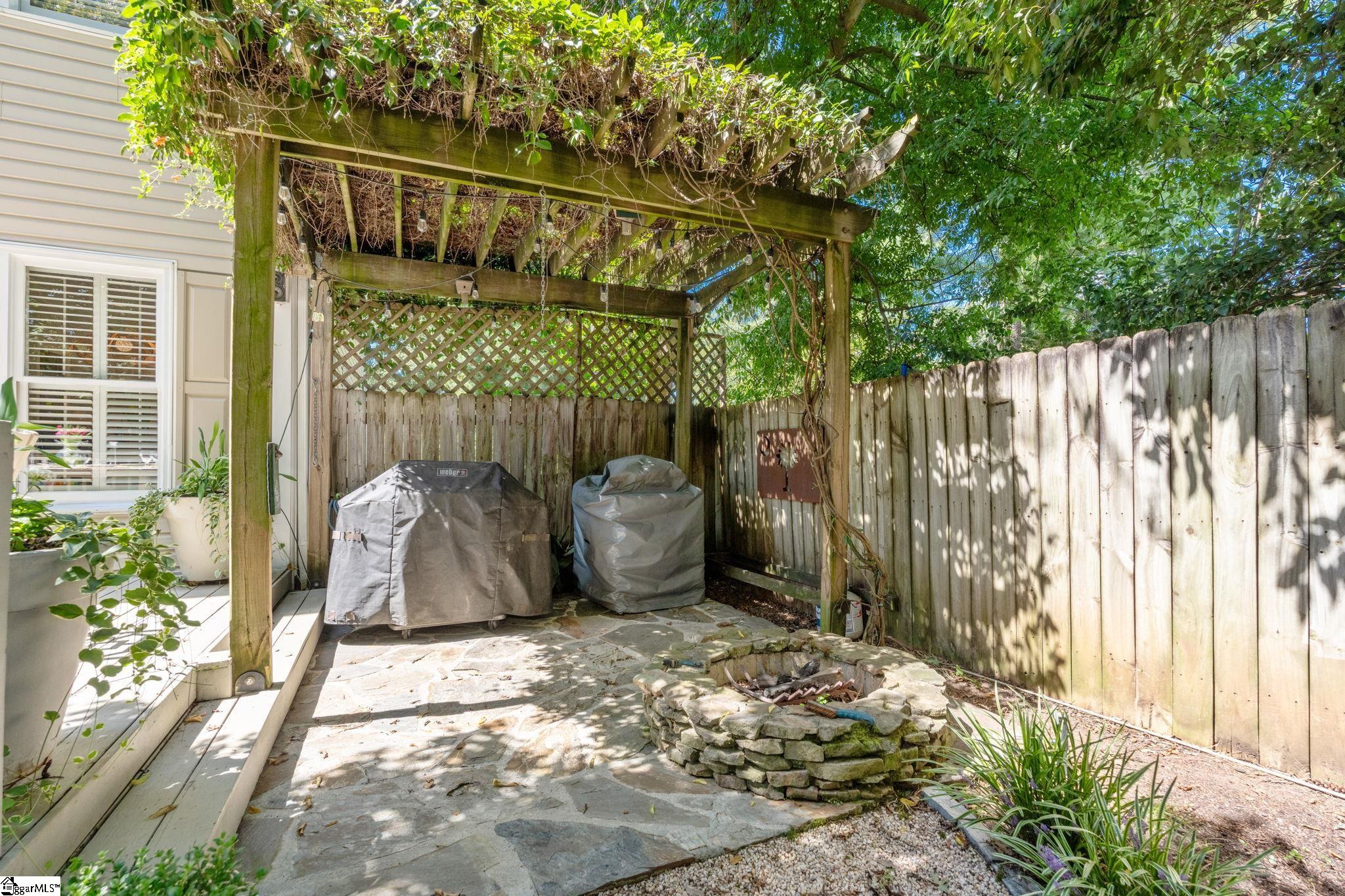 111 Fuller Street Property Photo 33