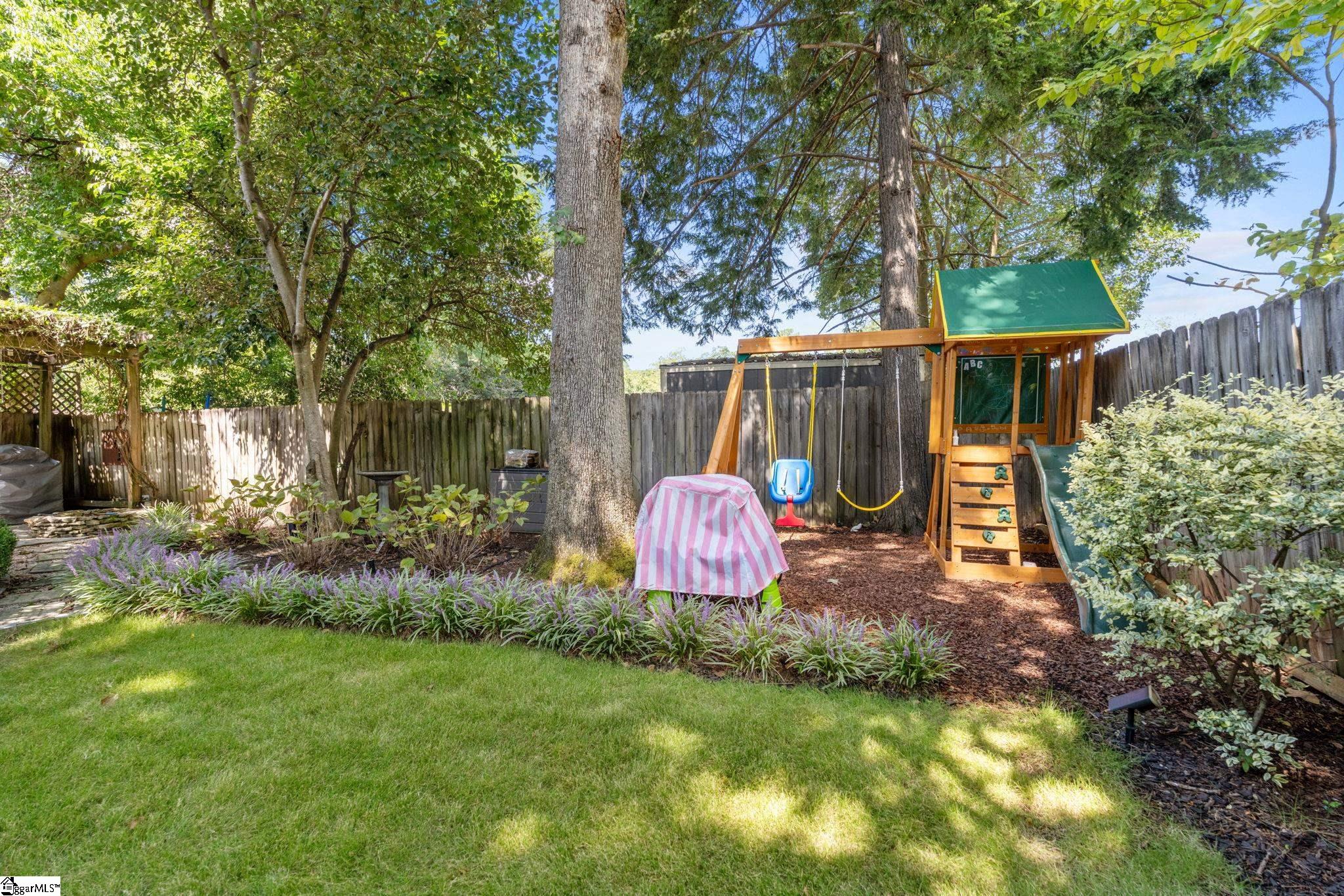 111 Fuller Street Property Photo 35