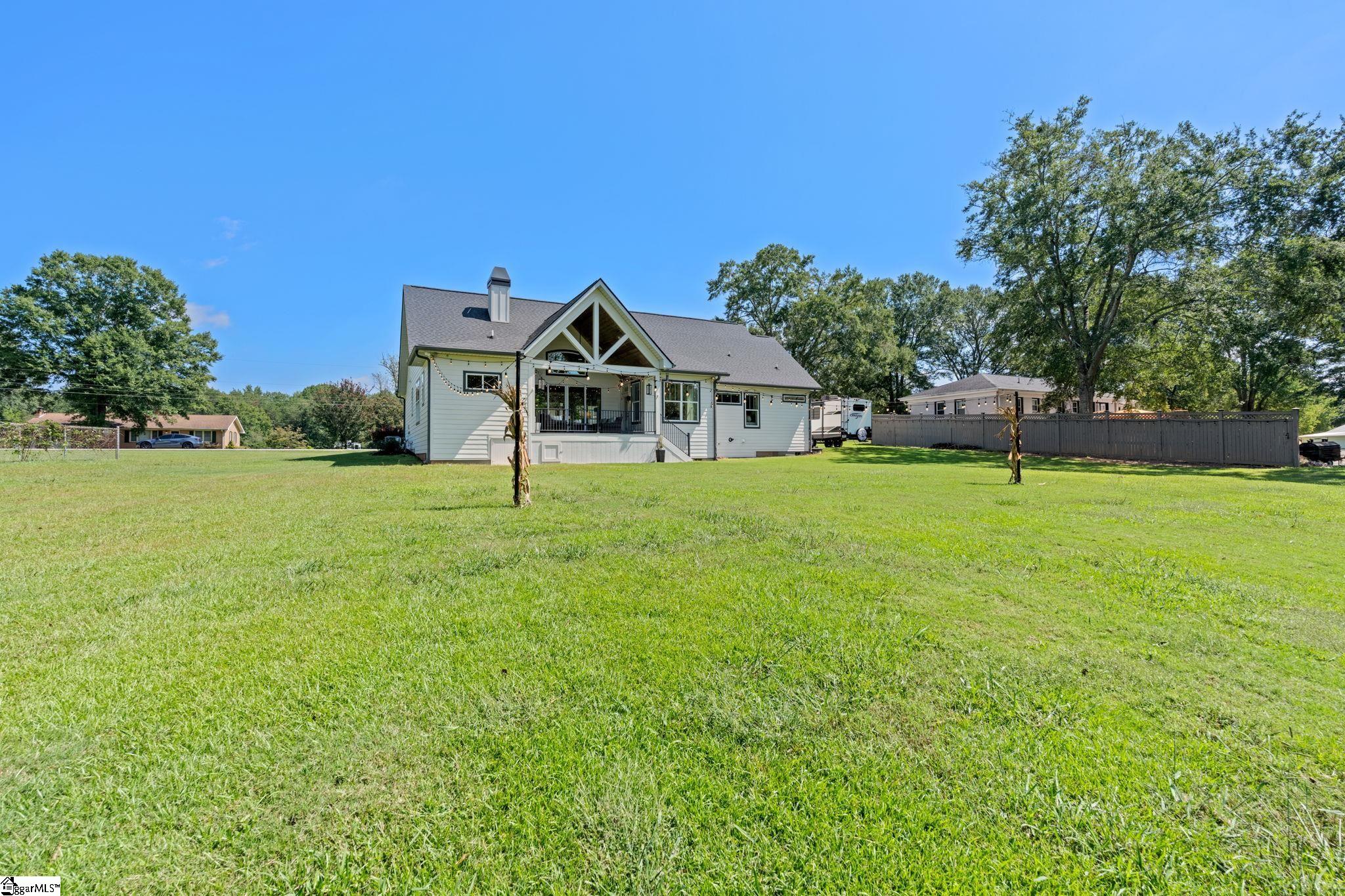 17 Joan Drive Property Photo 27