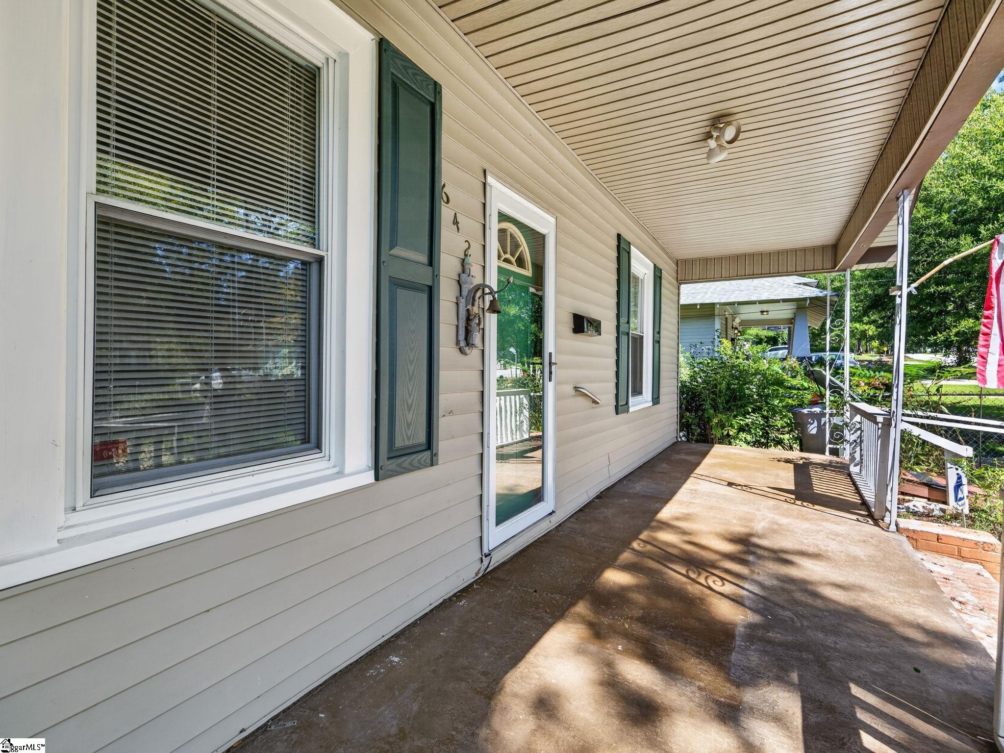 642 S Irwin Avenue Property Photo 4
